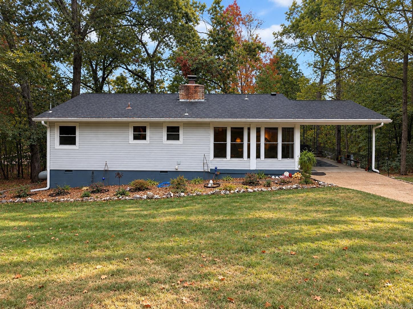 6 Nokomis Dr. Property Photo 1