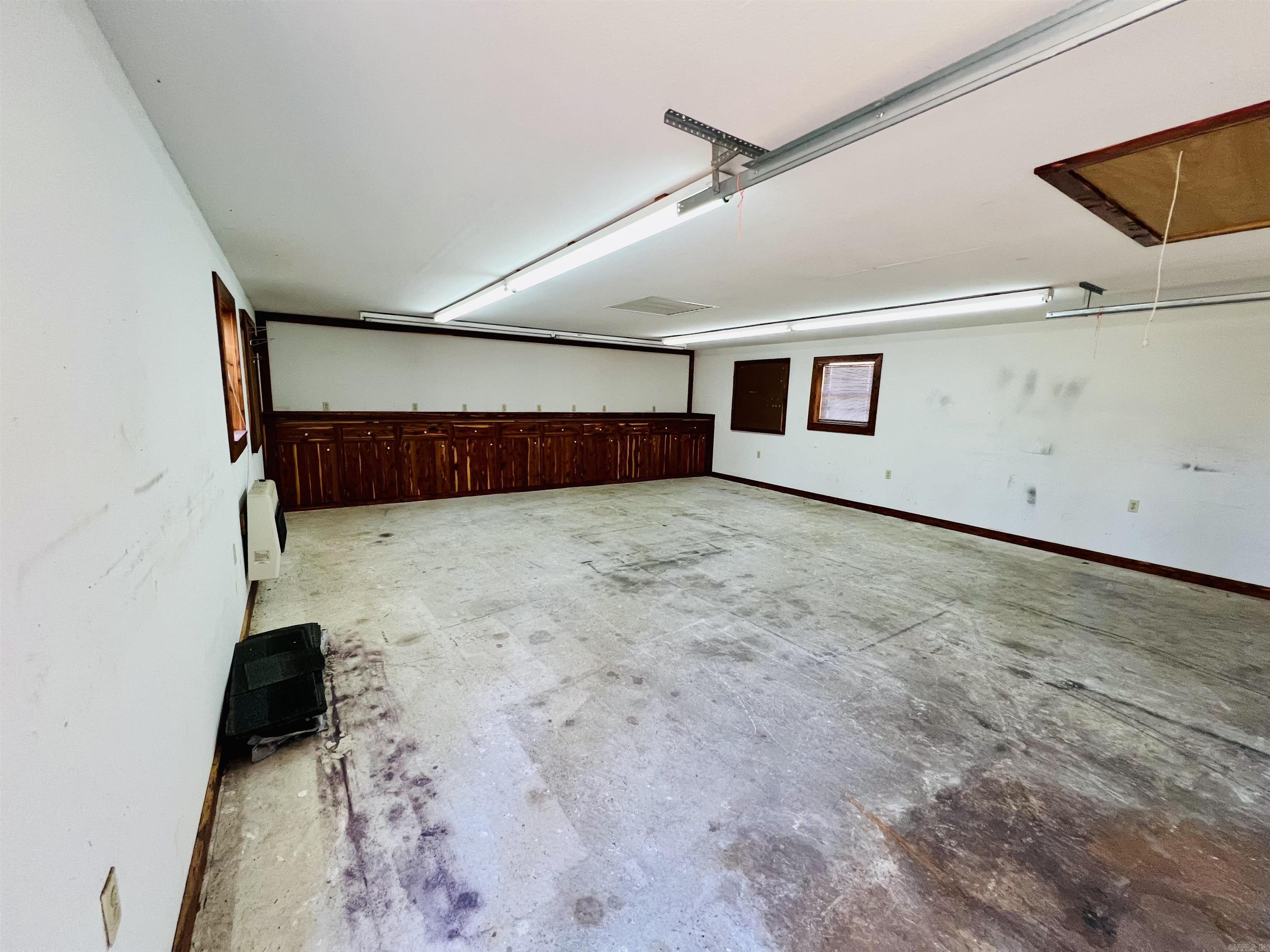410 Davis Creek Property Photo 21