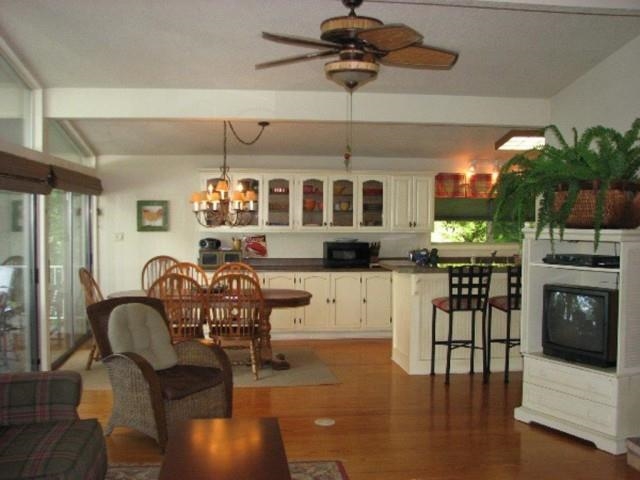 38 N Lakeshore Drive Property Photo 6