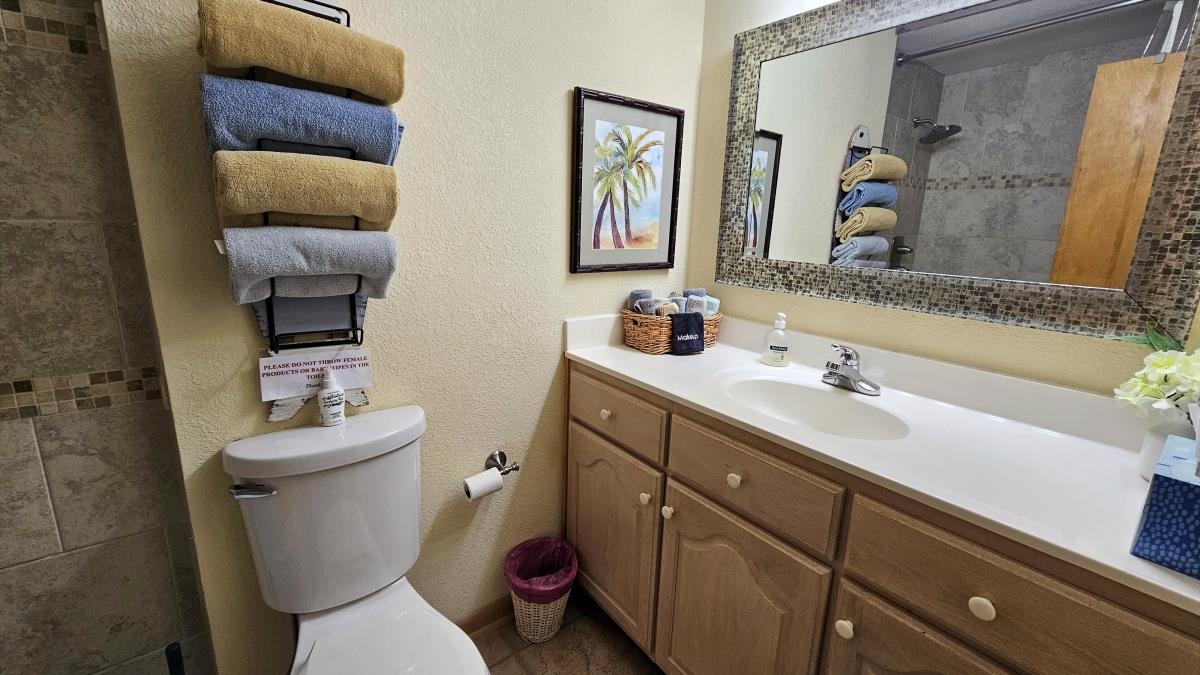38 N Lakeshore Drive Property Photo 12