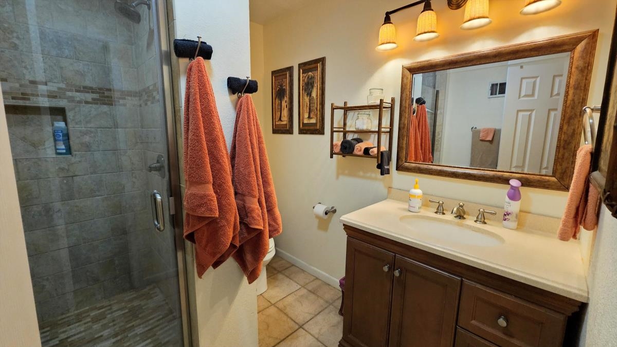 38 N Lakeshore Drive Property Photo 18