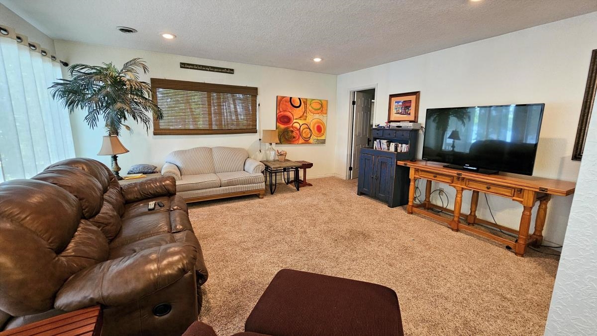 38 N Lakeshore Drive Property Photo 20