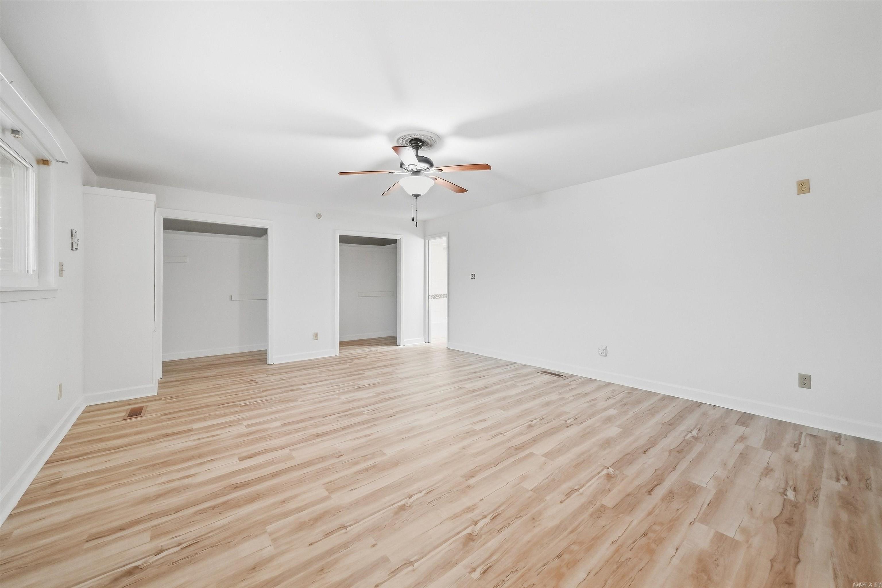 1812 W Center Ave Property Photo 28