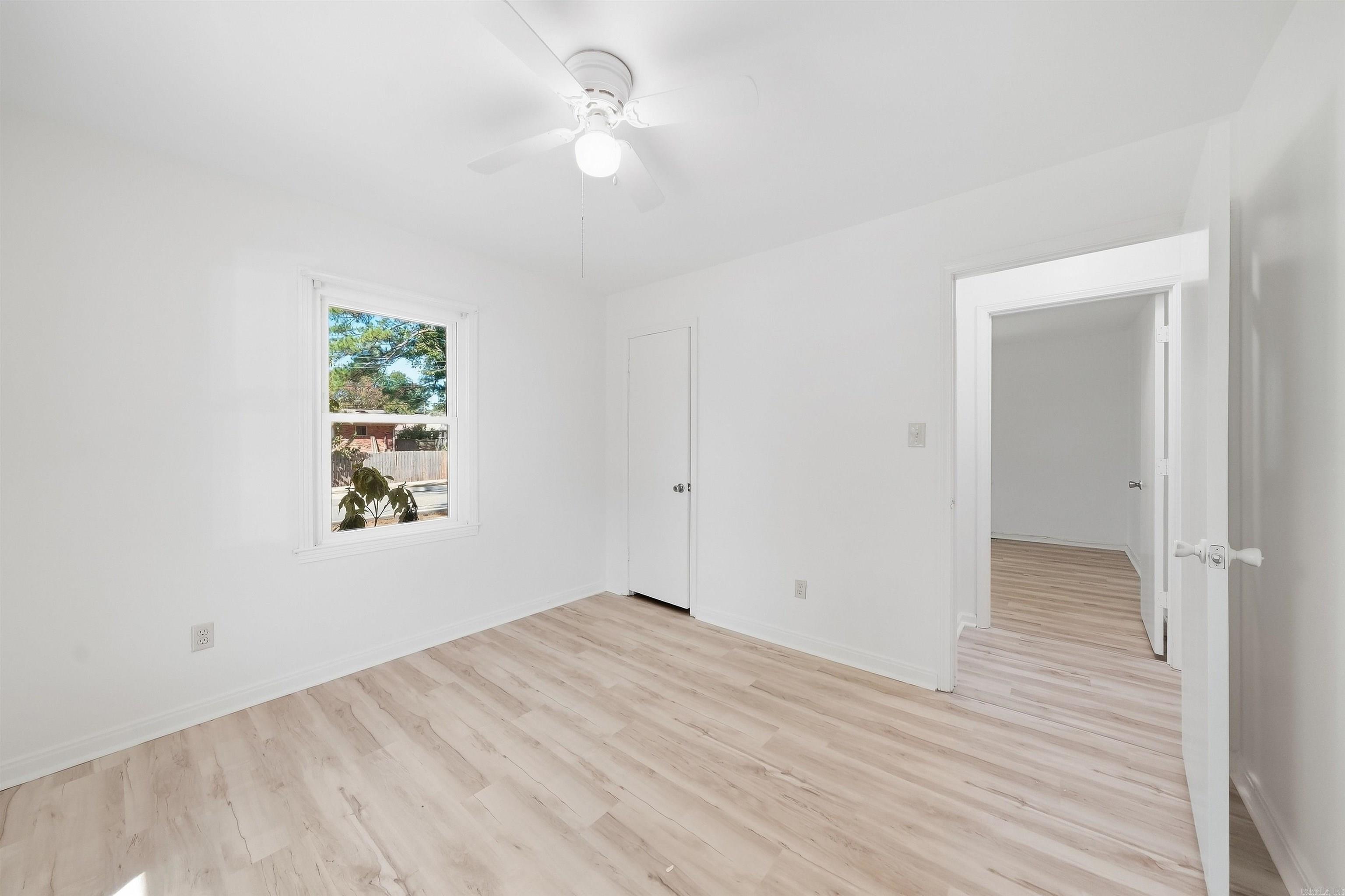 1812 W Center Ave Property Photo 38
