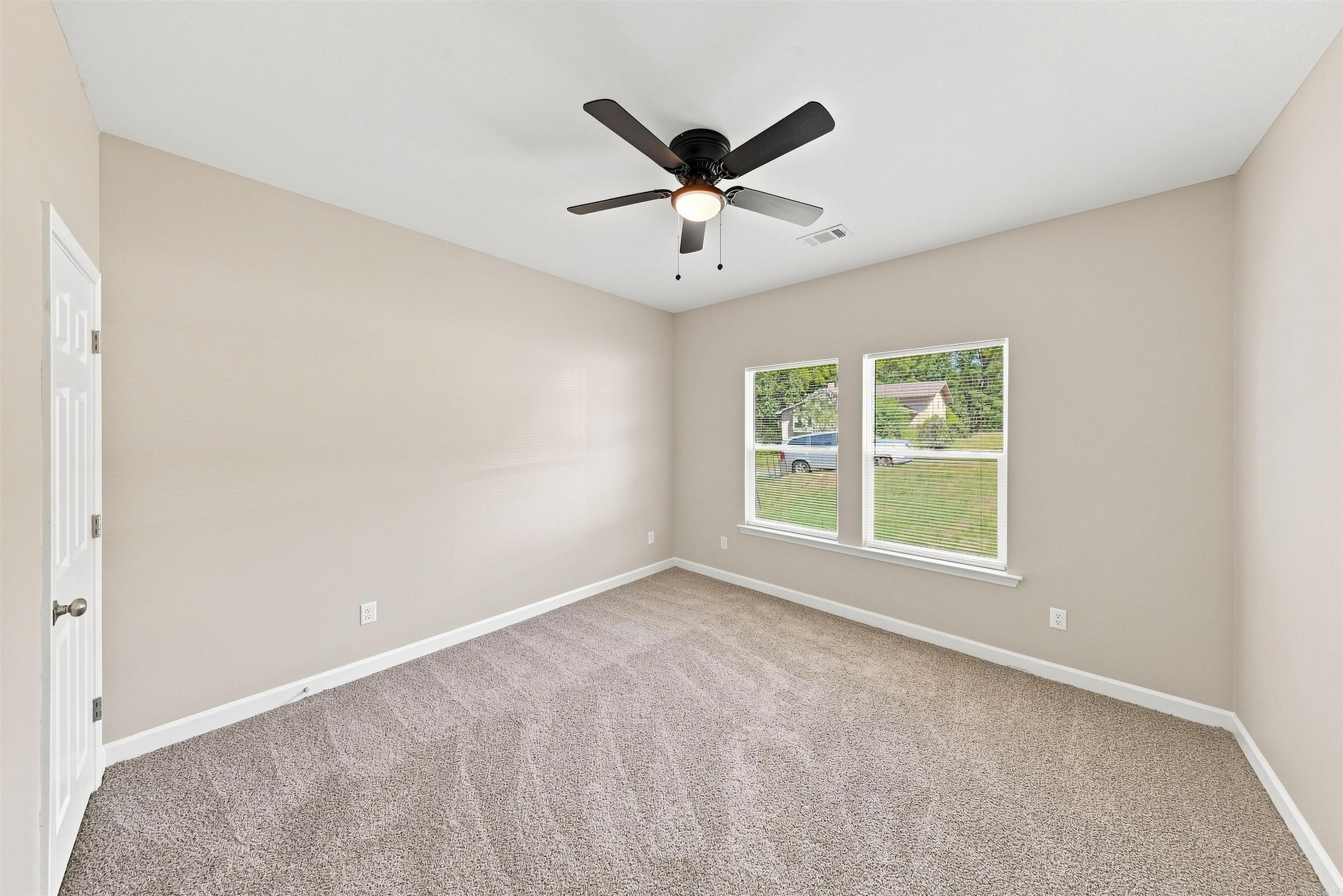 11 British Colonial Drive Property Photo 10