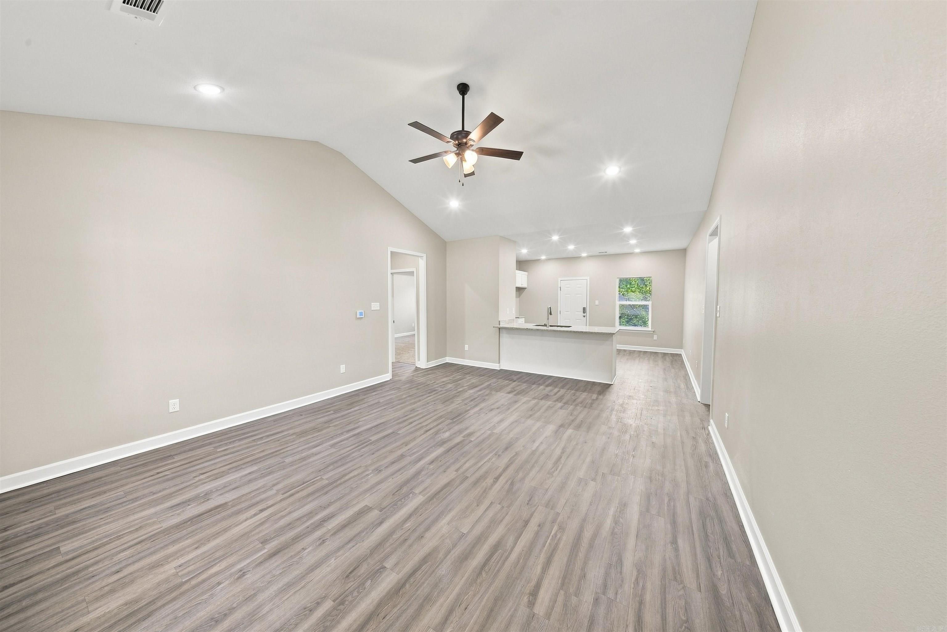 11 British Colonial Drive Property Photo 12