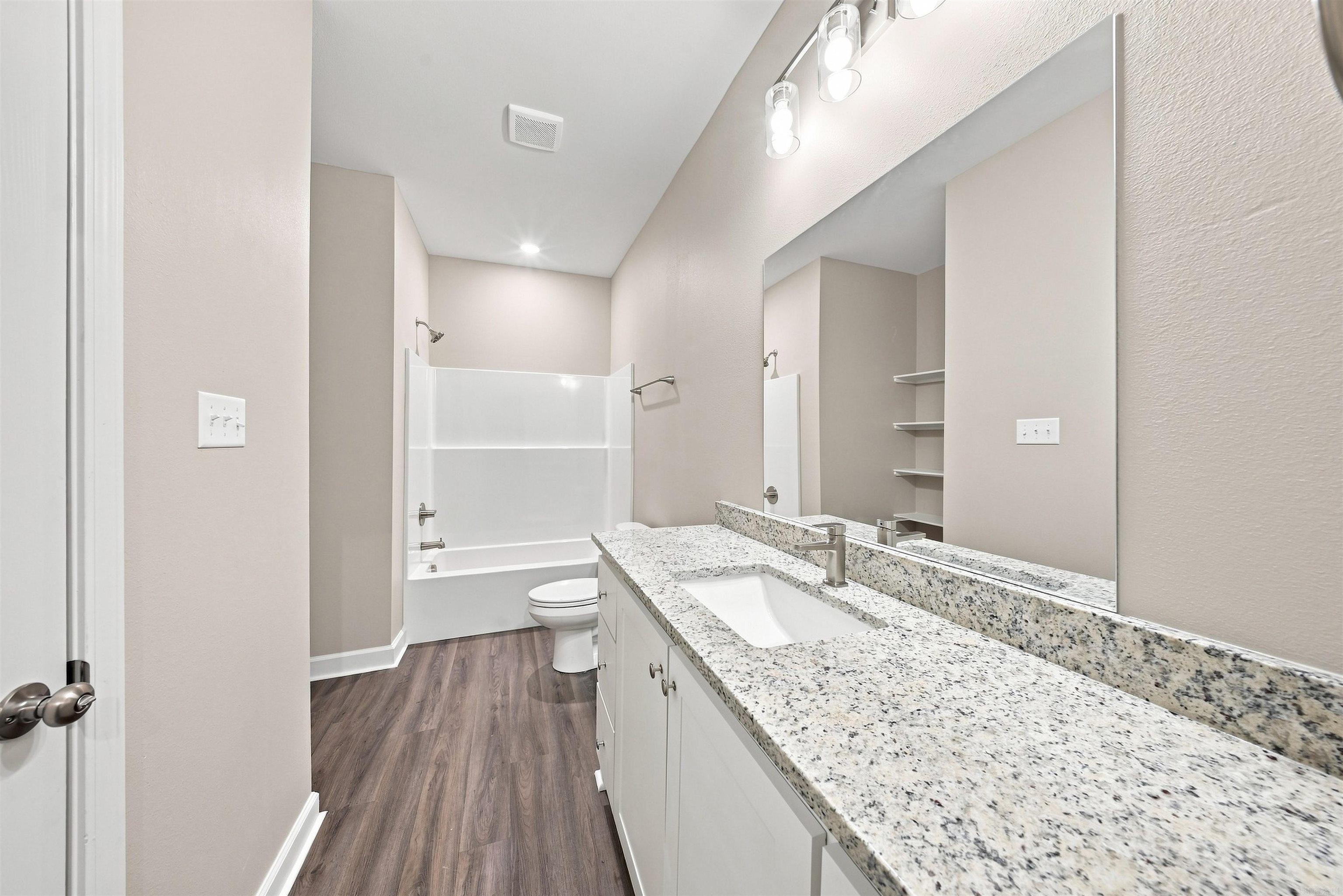 11 British Colonial Drive Property Photo 26