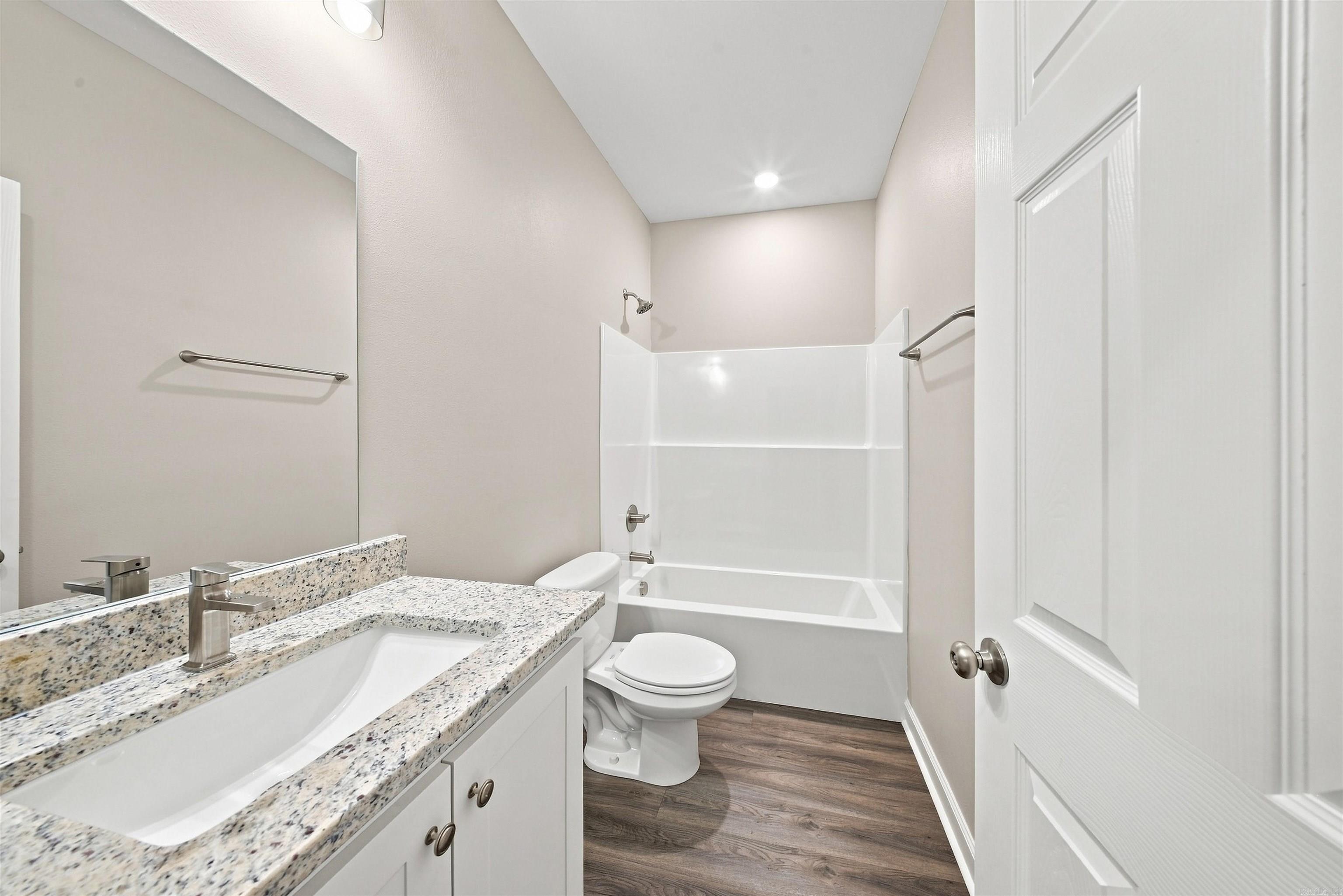 11 British Colonial Drive Property Photo 28