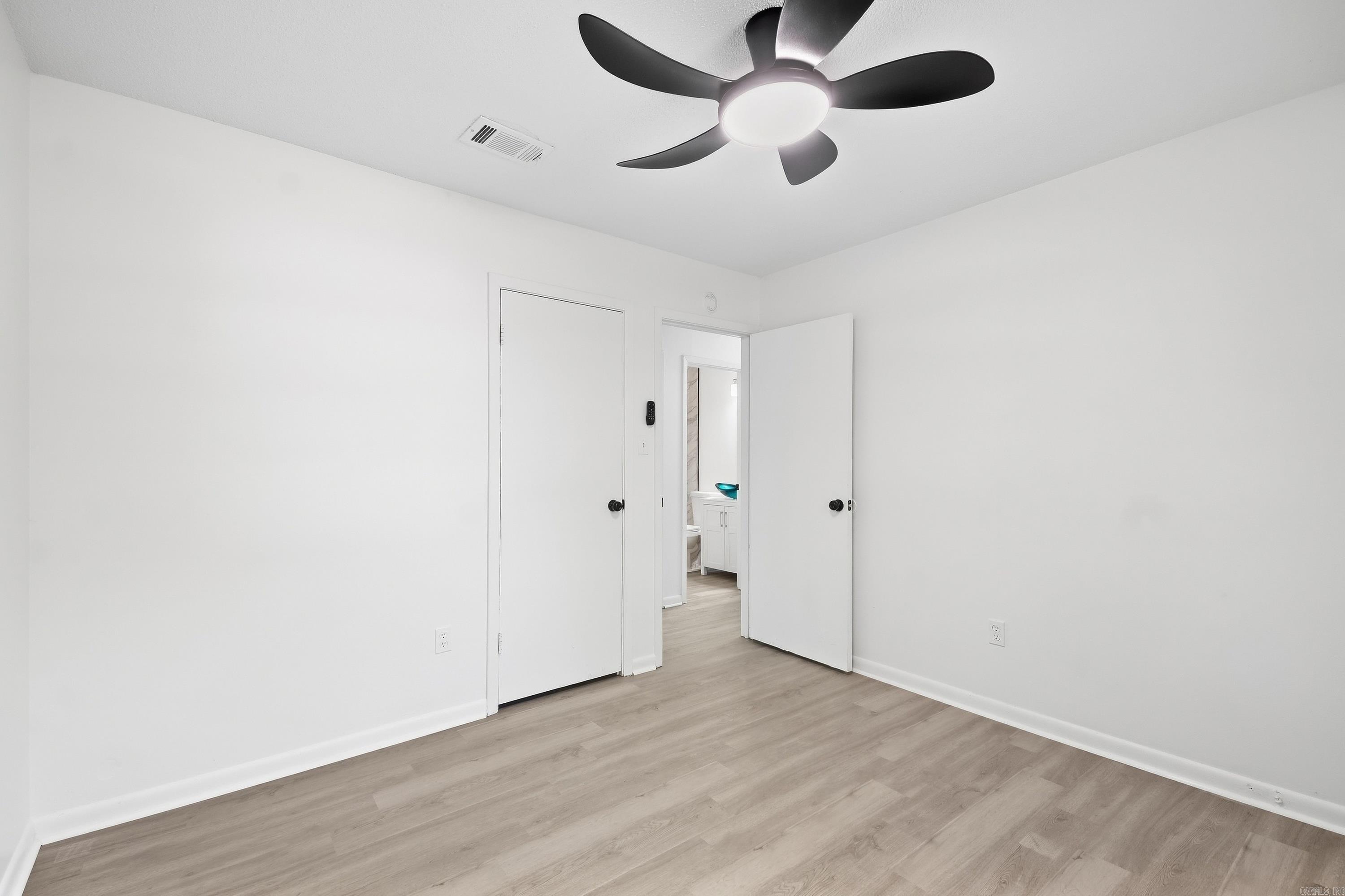 10 Parkridge Drive Property Photo 17