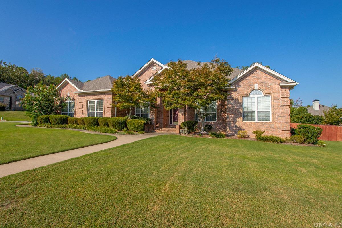 101 Avignon Cir Property Photo 2