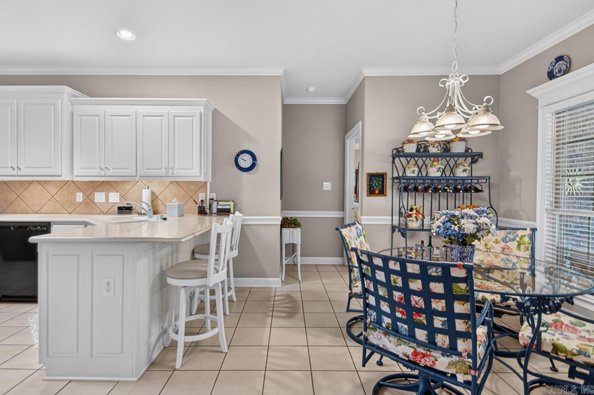 101 Avignon Cir Property Photo 15