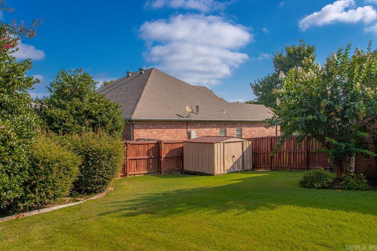 101 Avignon Cir Property Photo 35