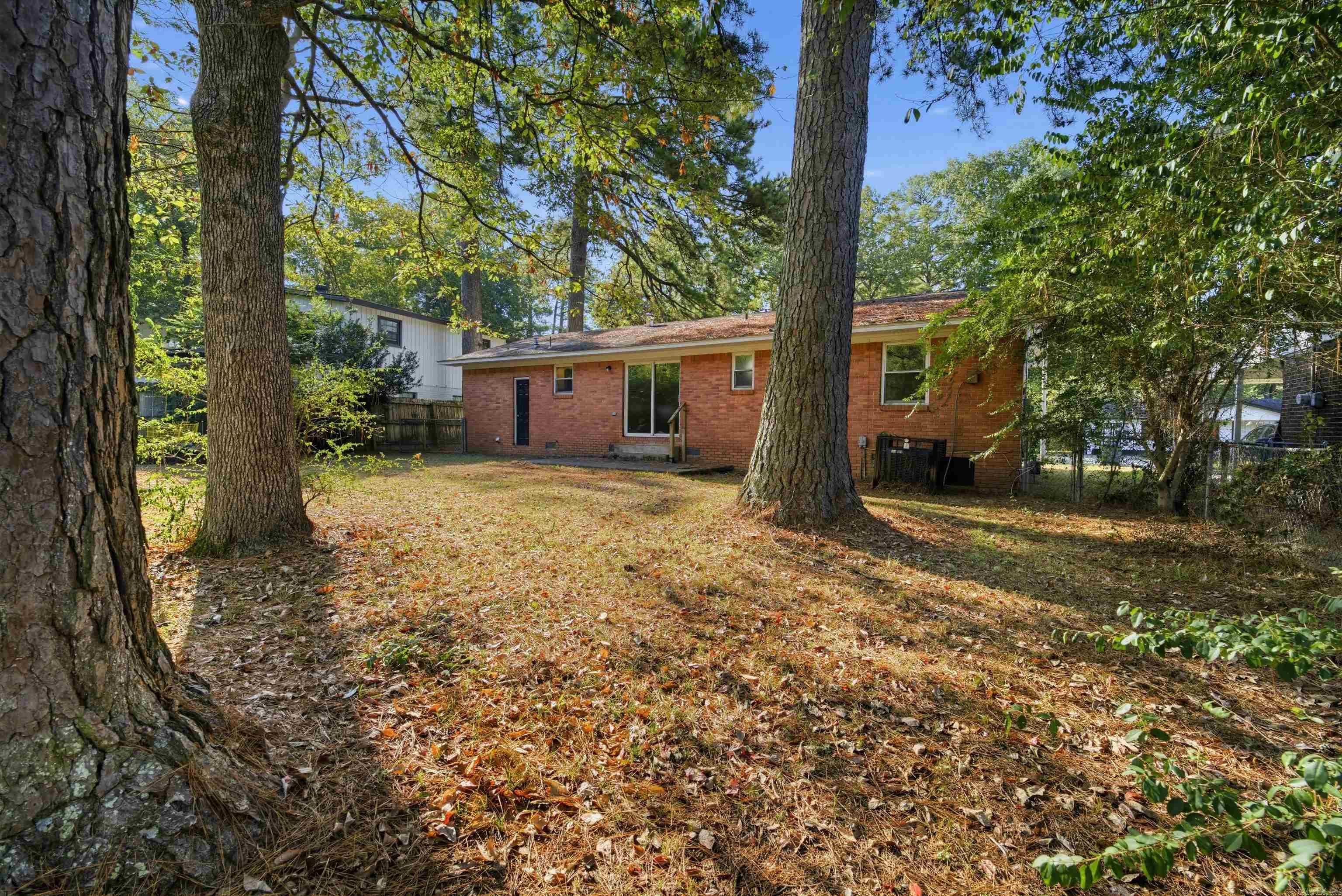 11 Regency Circle Property Photo 4