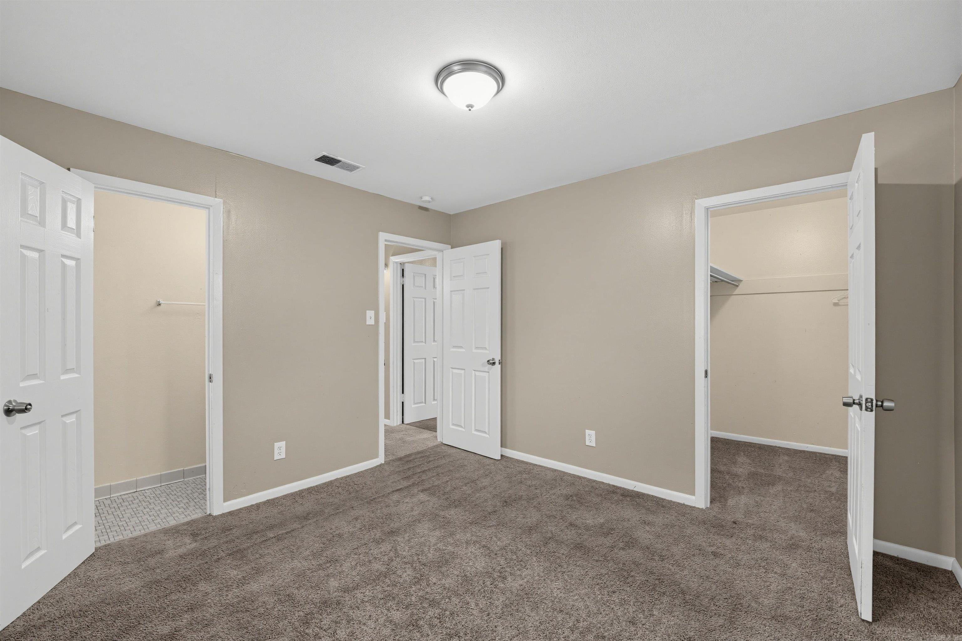 11 Regency Circle Property Photo 14