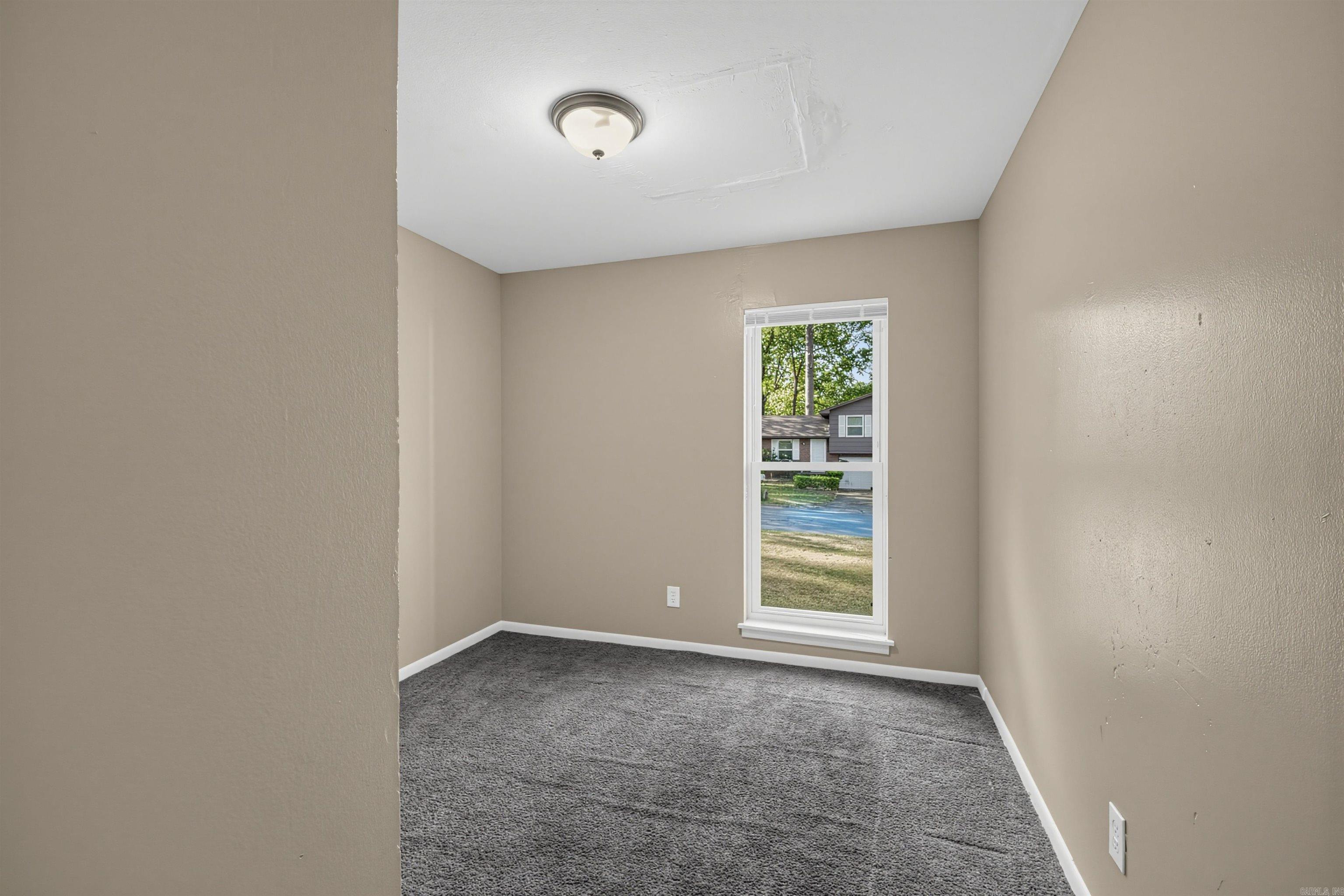 11 Regency Circle Property Photo 17