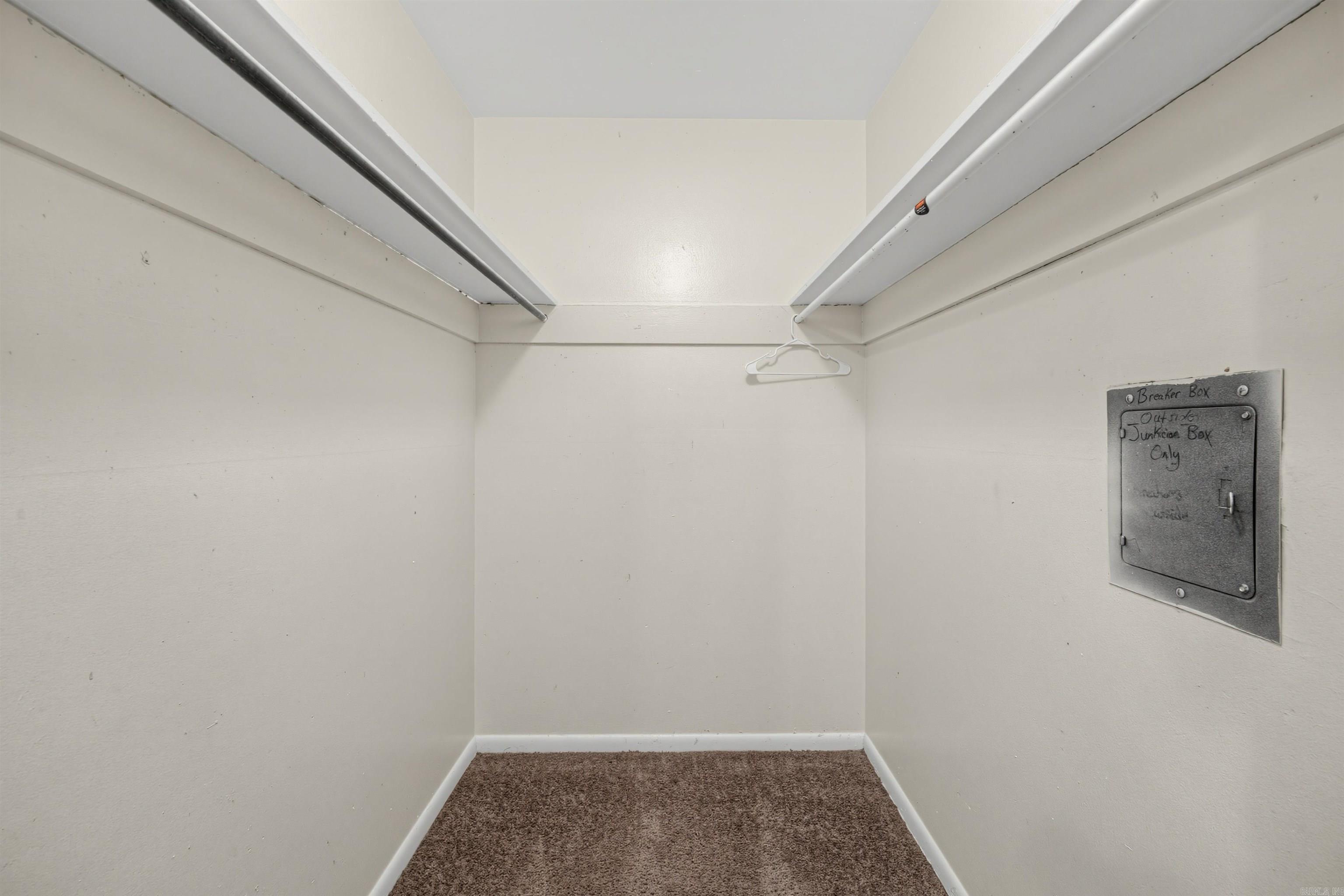 11 Regency Circle Property Photo 27