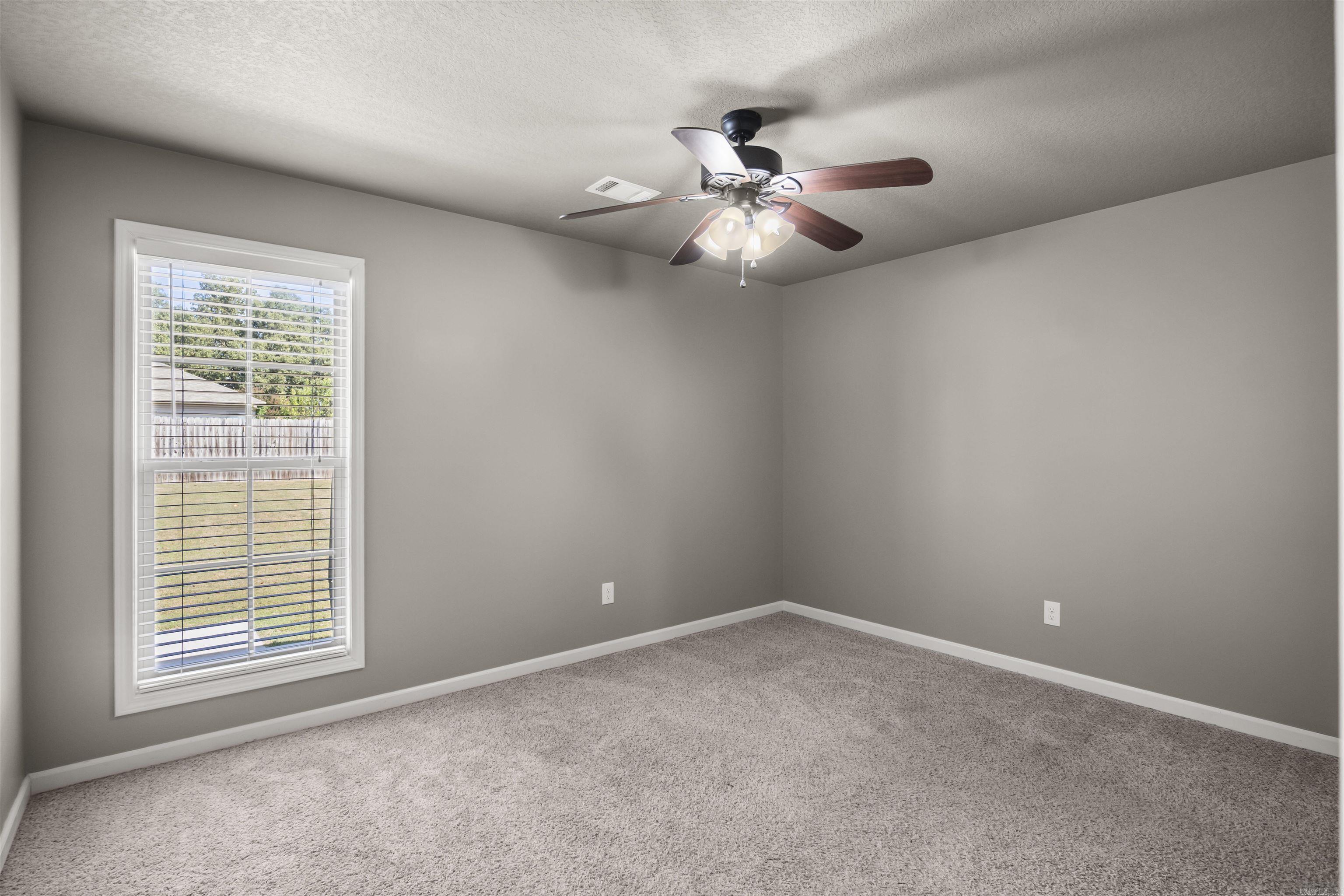 382 Wildwood Point Property Photo 16