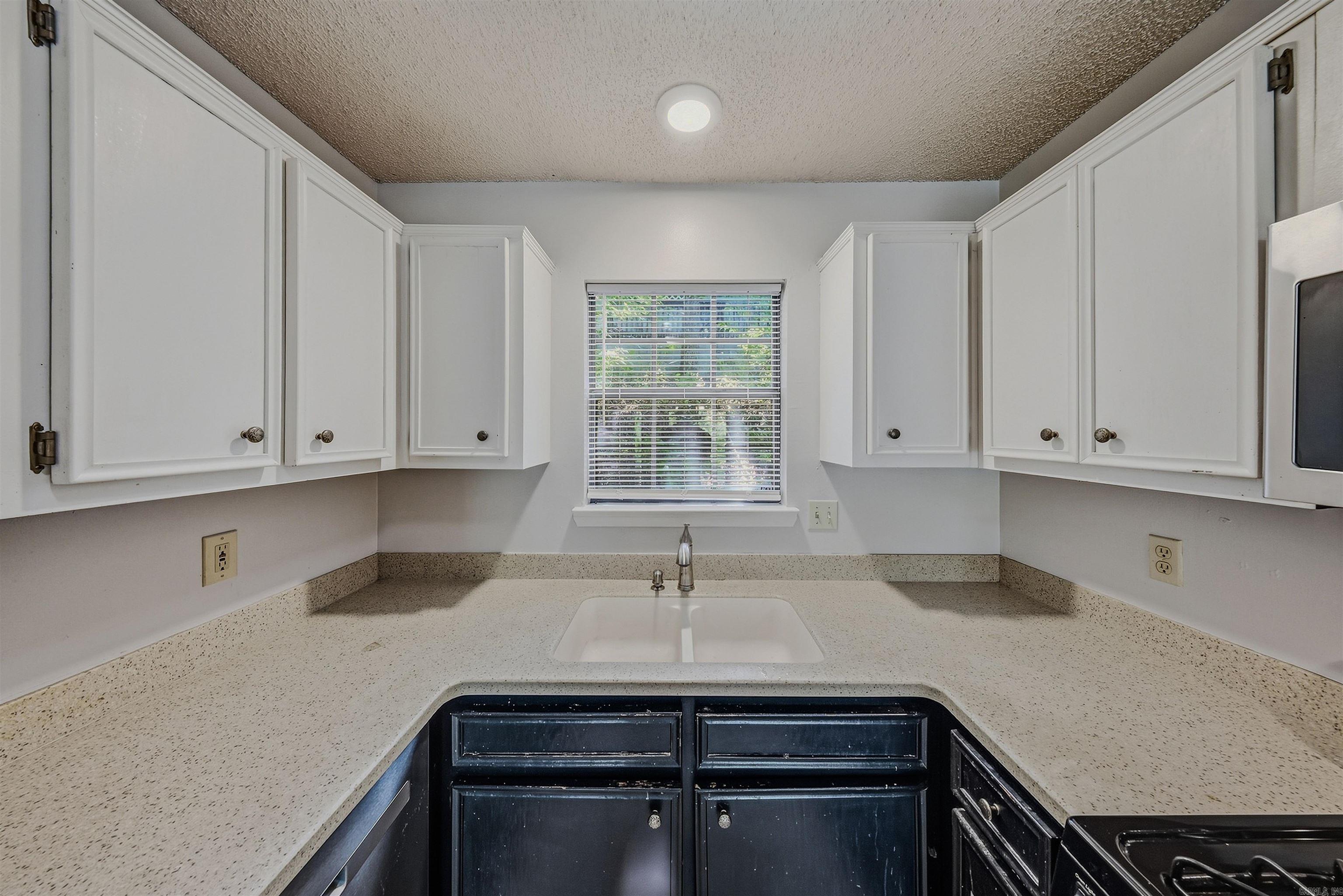 222 Valley View Drive Property Photo 11