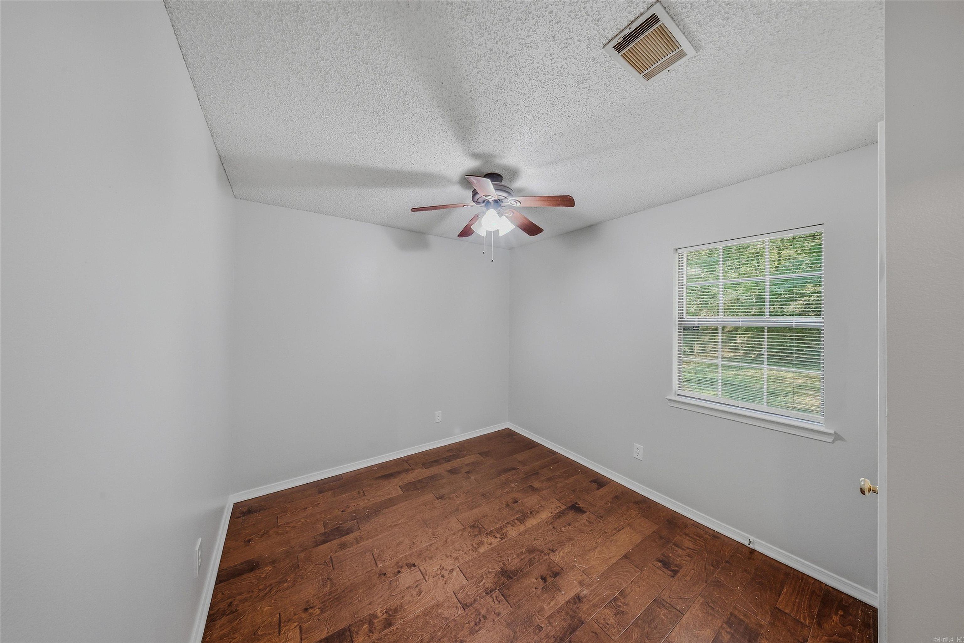 222 Valley View Drive Property Photo 16