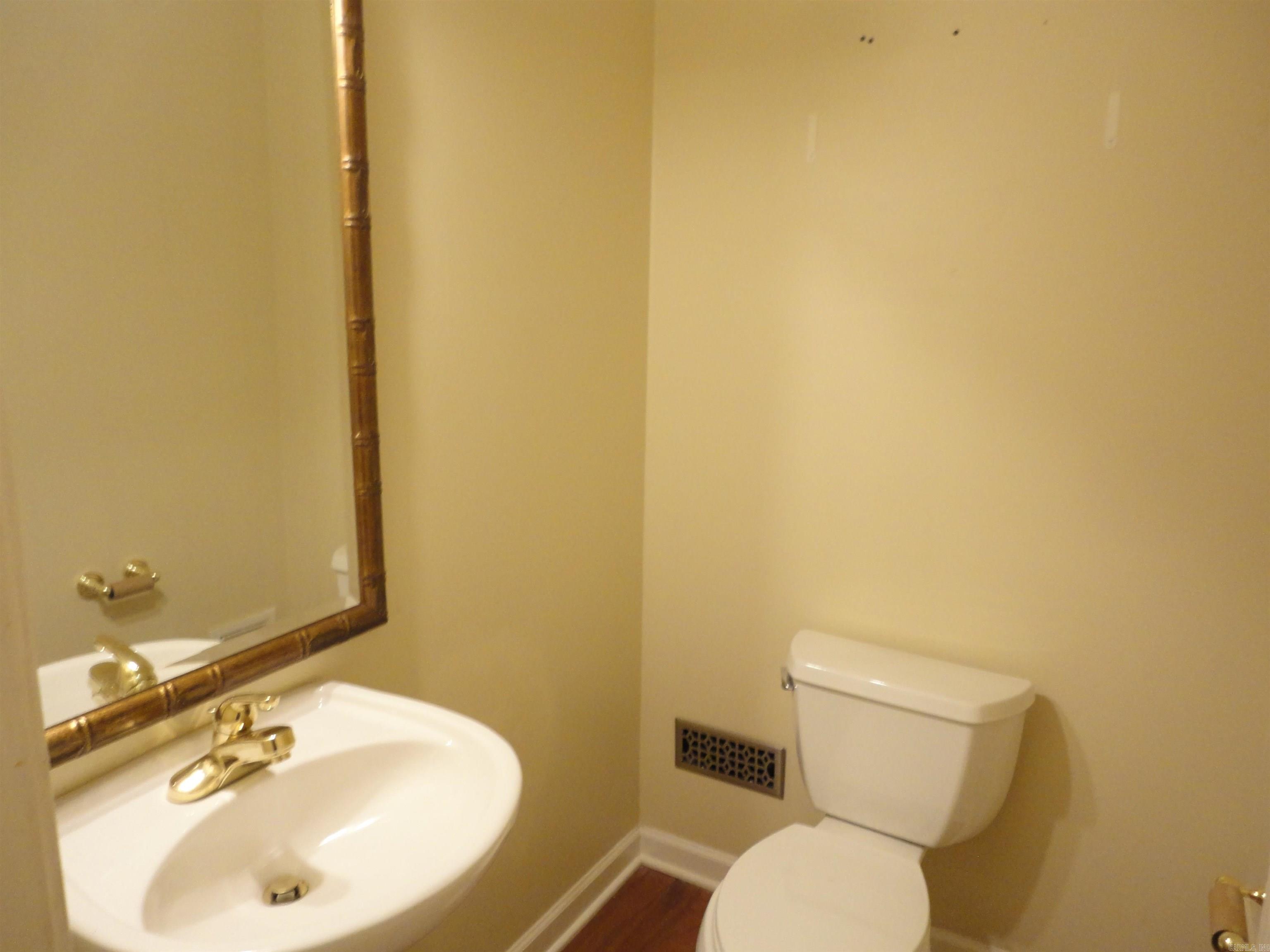 17210 Lamarche Boulevard Property Photo 28