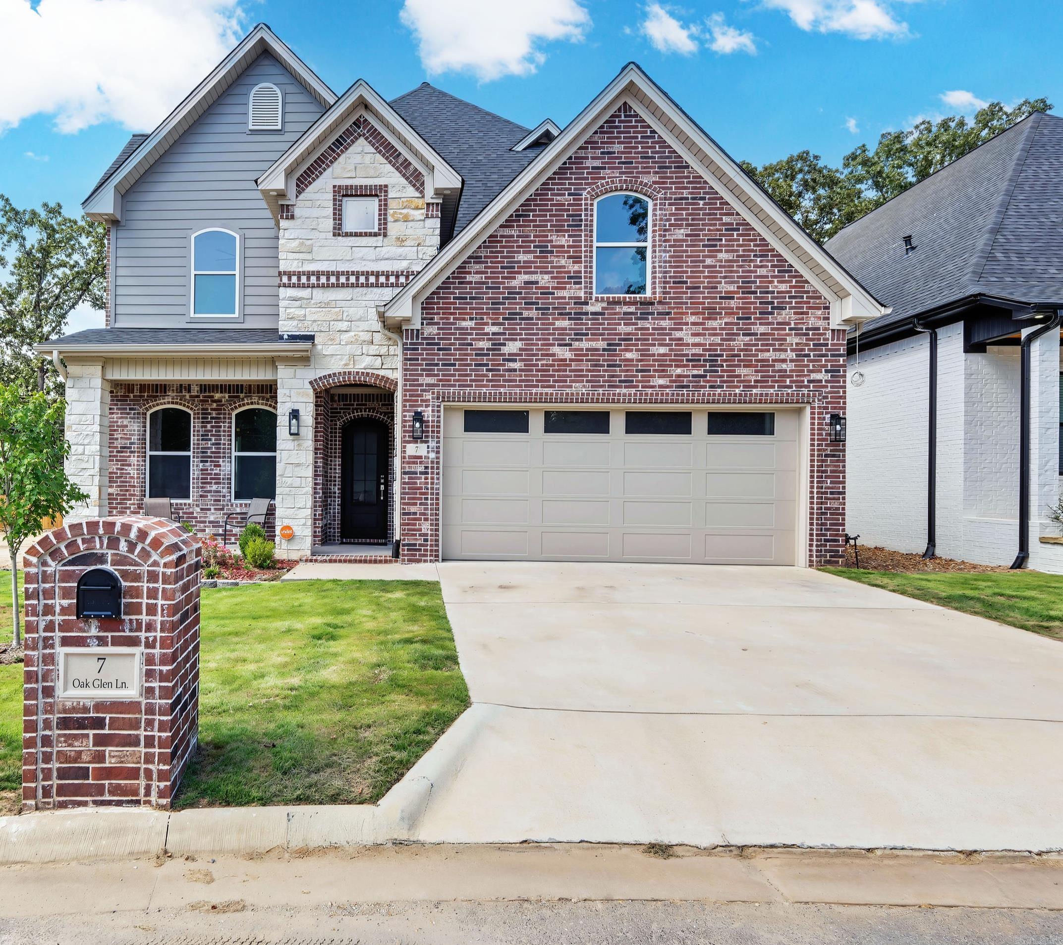7 Oak Glen Lane Property Photo 1