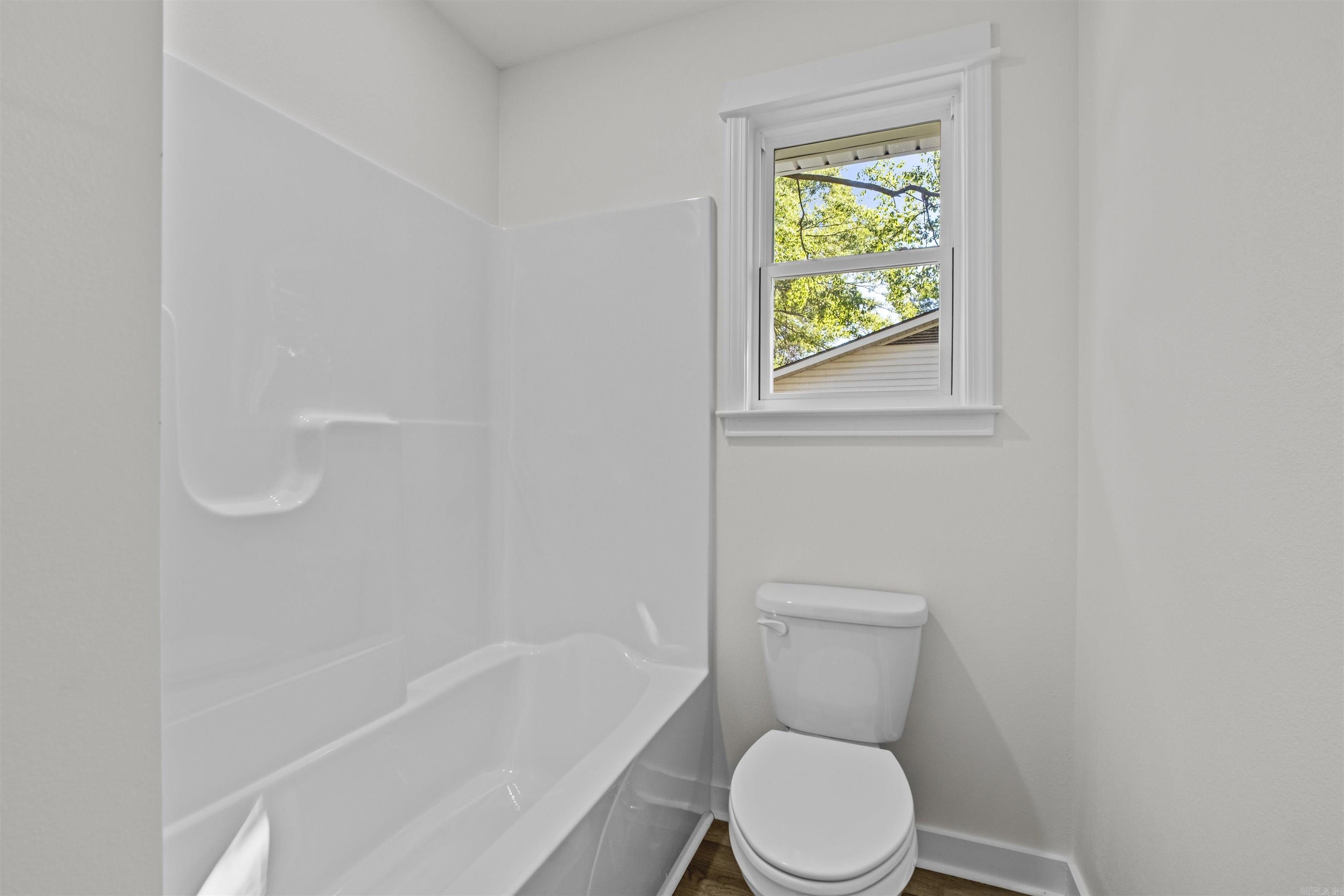 1501 W Iowa Property Photo 32