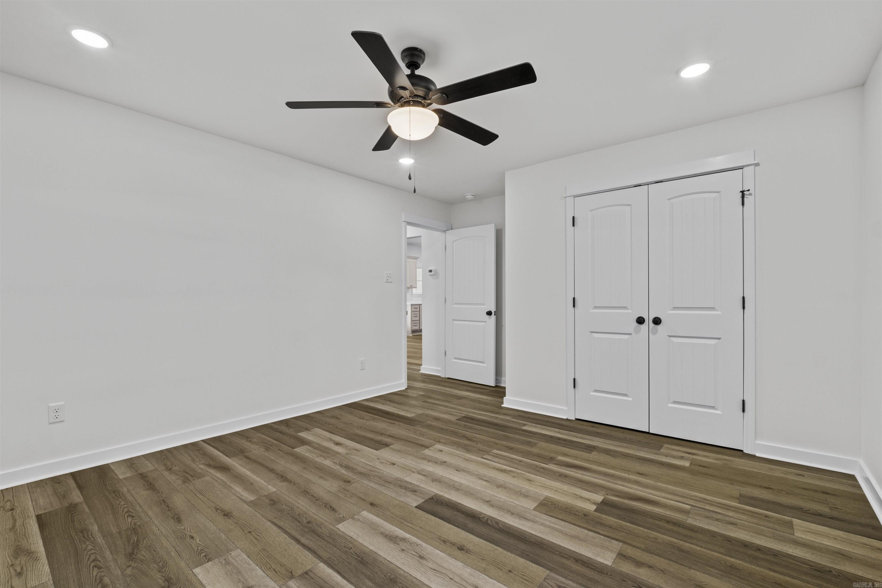 1501 W Iowa Property Photo 34