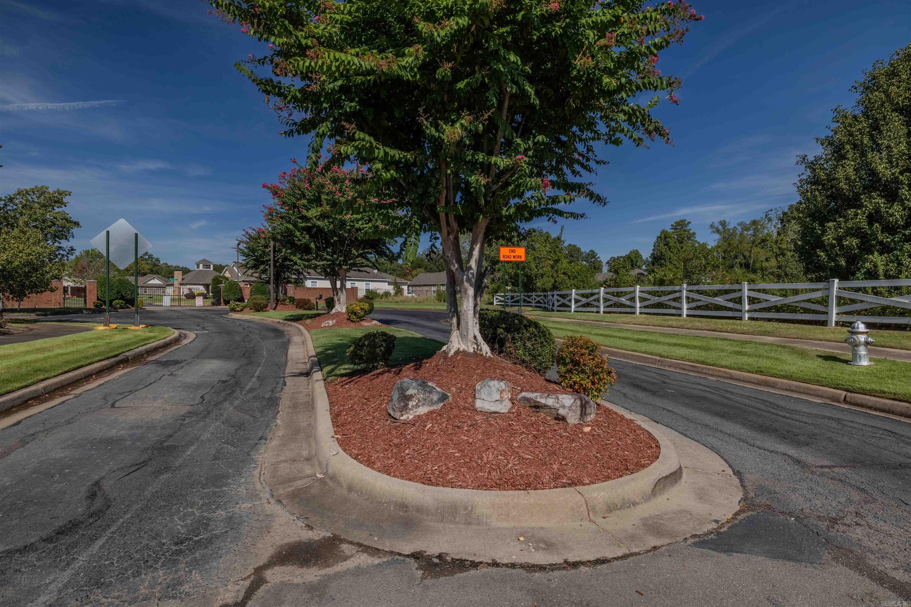 901 Stagecoach Village Property Photo 29
