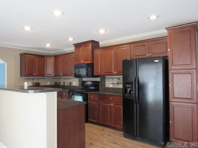 711 England Avenue Property Photo 6