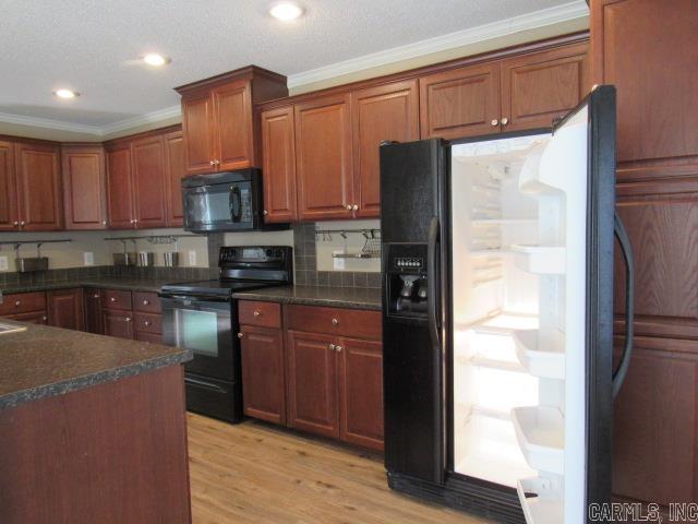 711 England Avenue Property Photo 7