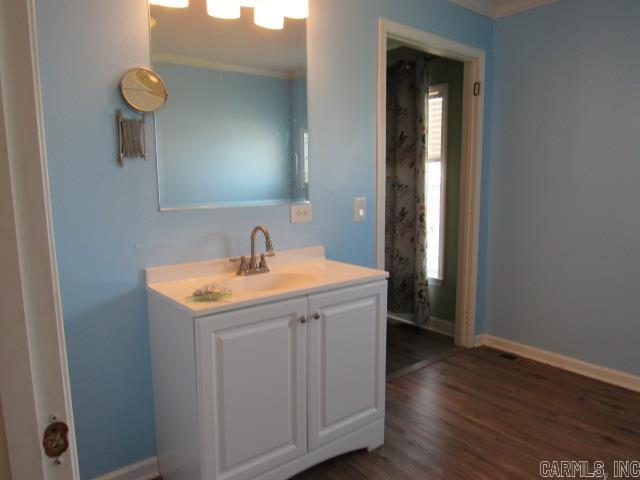 711 England Avenue Property Photo 12