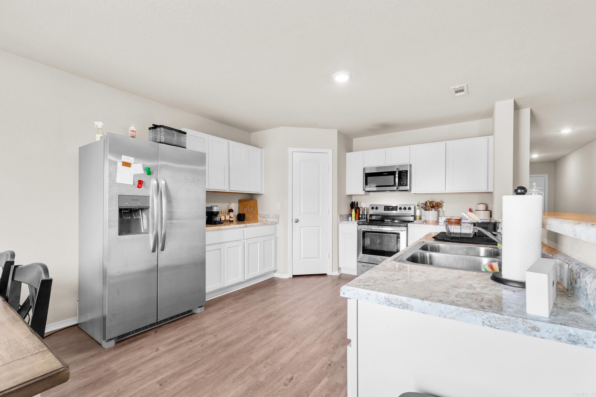1300 Cowbell Street Property Photo 8
