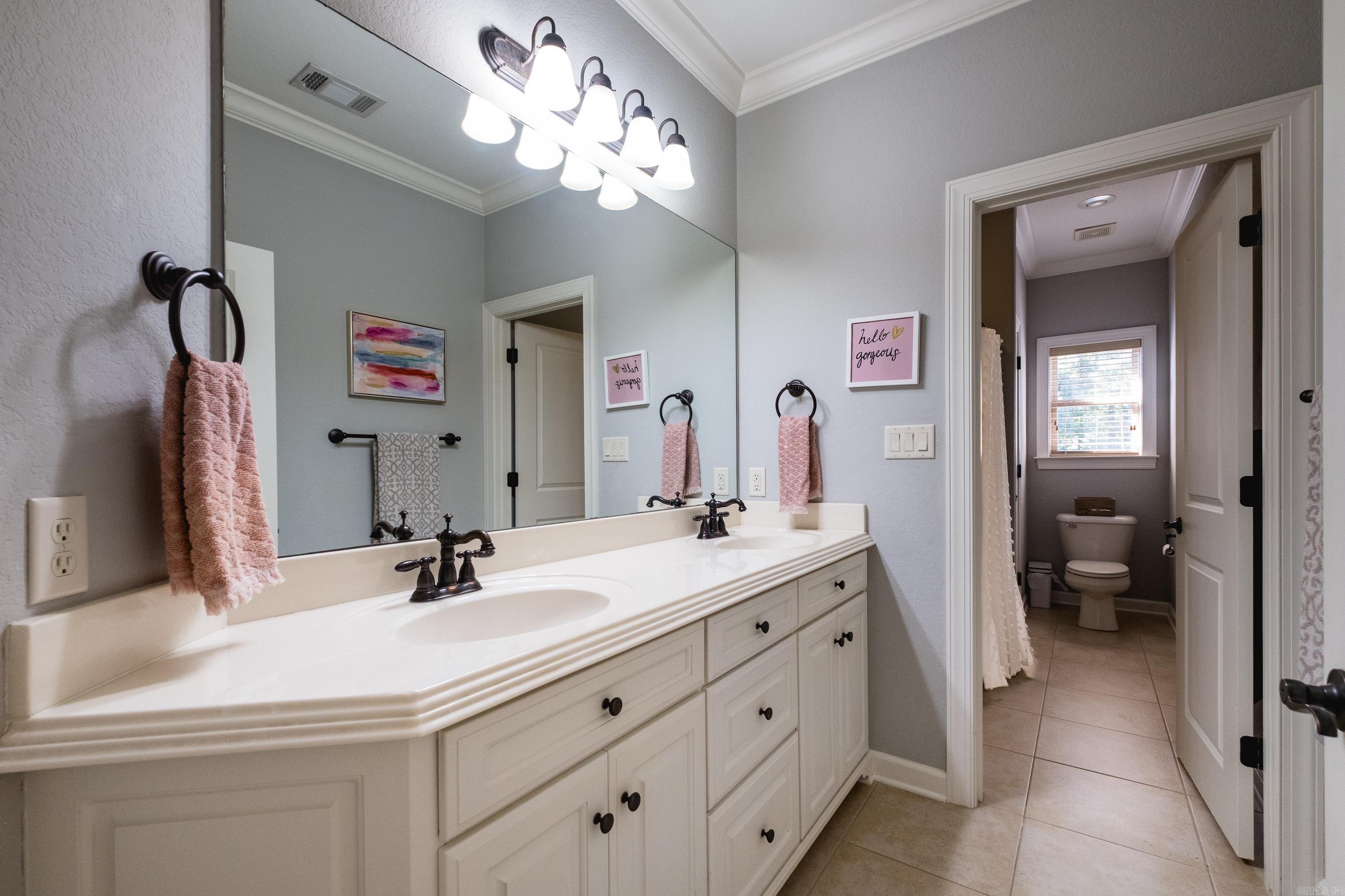 621 Epernay Place Property Photo 33