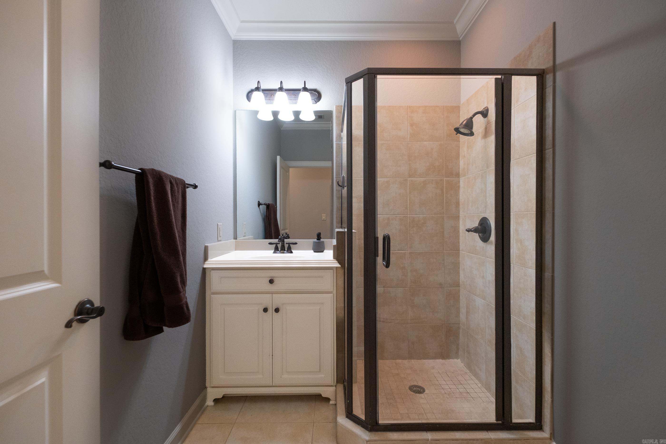 621 Epernay Place Property Photo 38