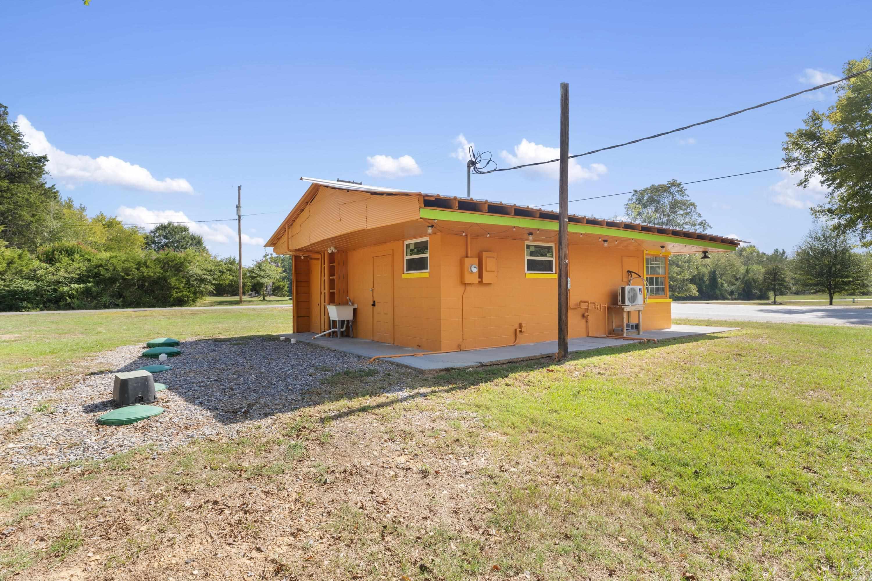 2390 Malvern Rd Road Property Photo 5