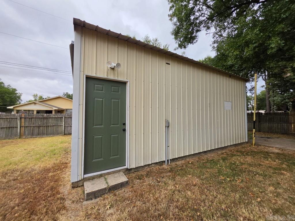 302 Mildred Dr Property Photo 30