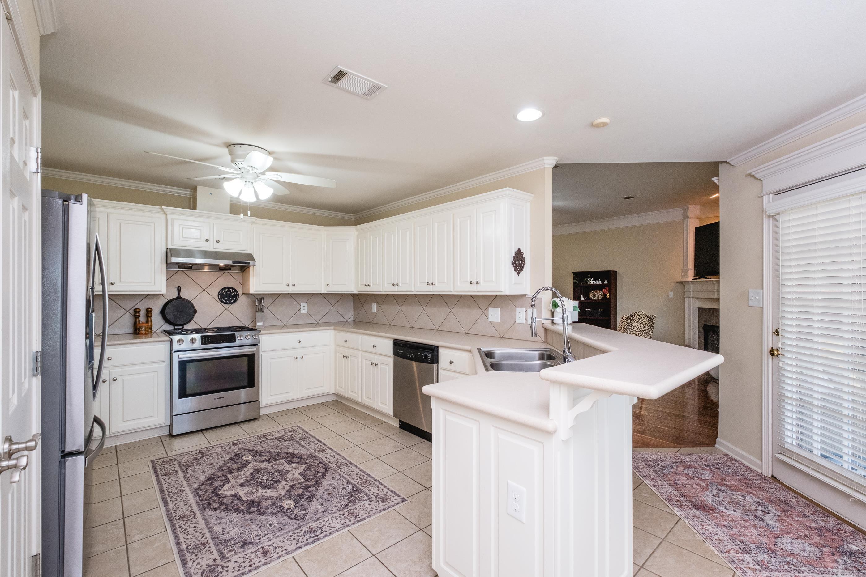 103 Bayonne Cove Property Photo 15