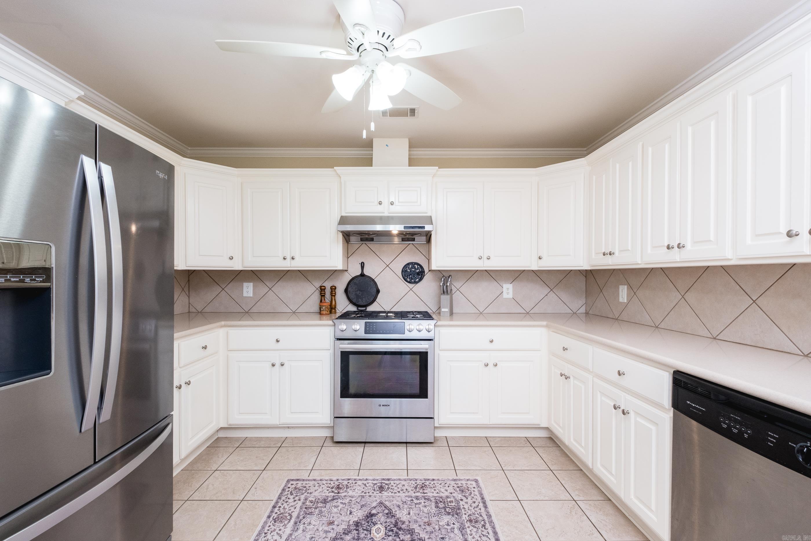 103 Bayonne Cove Property Photo 16