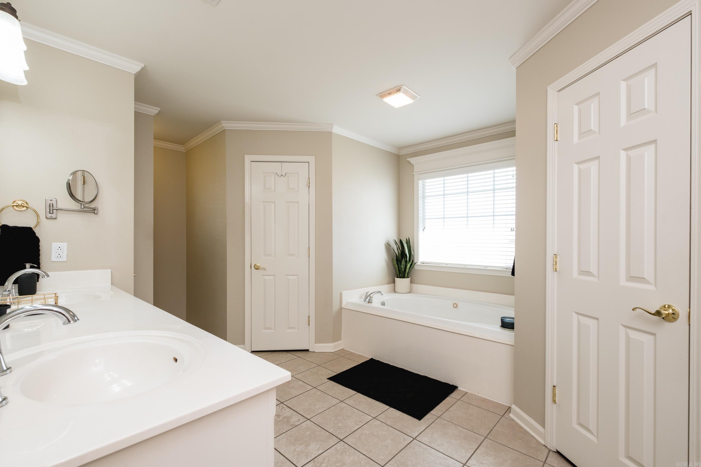 103 Bayonne Cove Property Photo 23