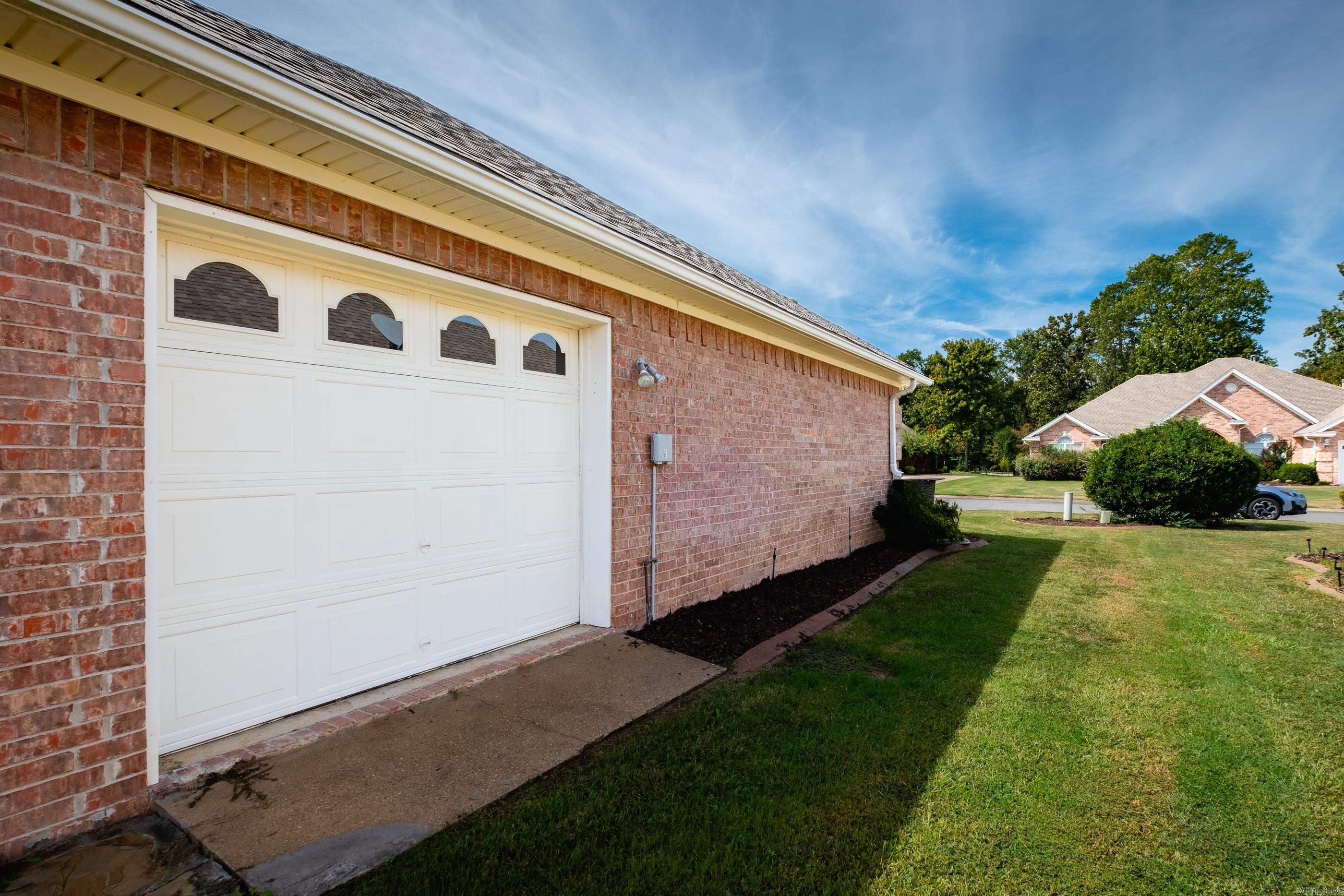 103 Bayonne Cove Property Photo 47