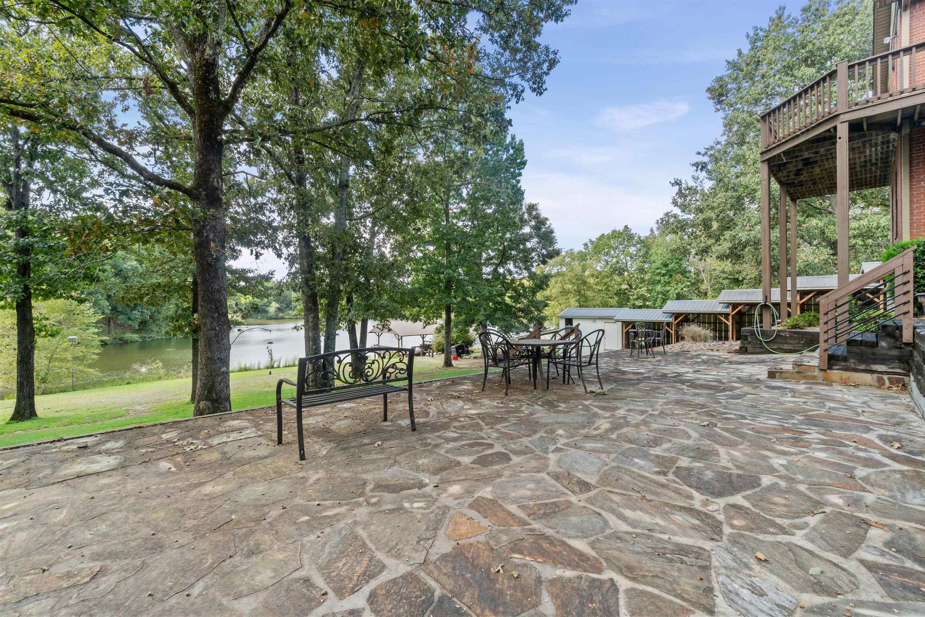 11 Lakeview Cove Property Photo 41