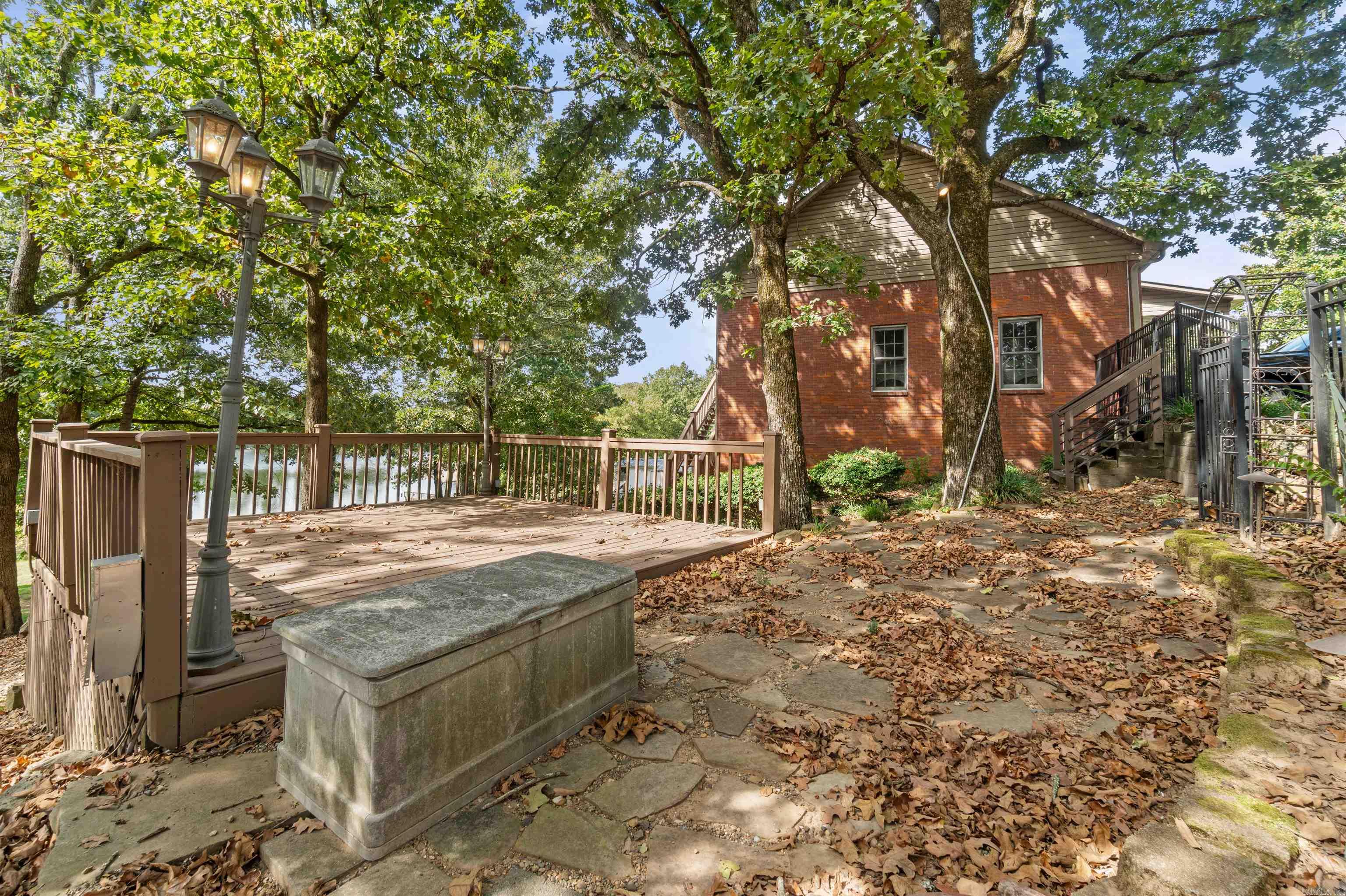 11 Lakeview Cove Property Photo 42