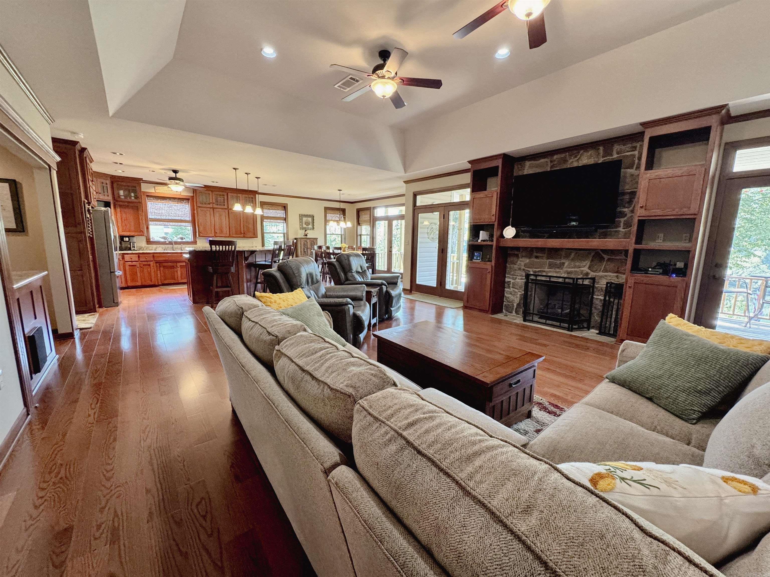411 Waterfall Lane Property Photo 13