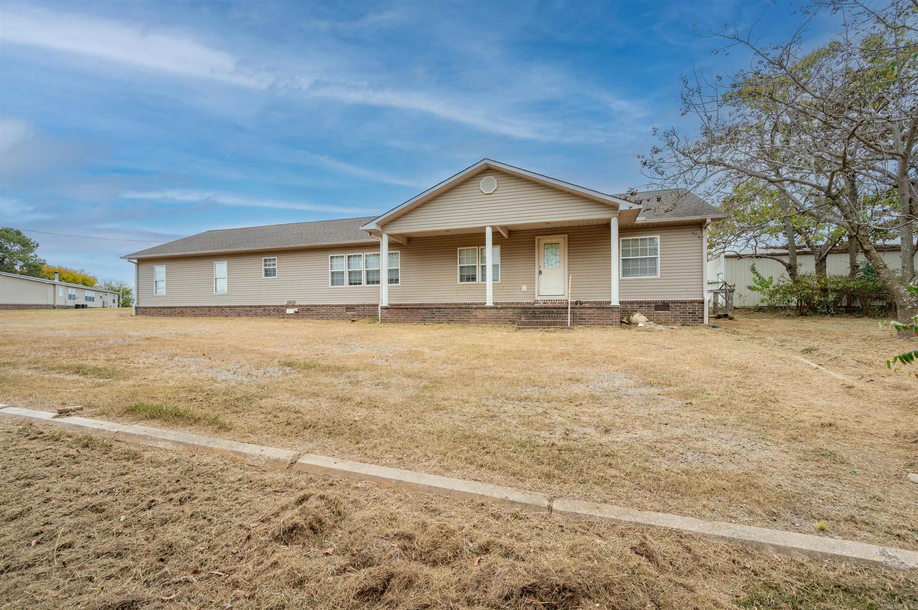 3546 Highway 157 Property Photo 2
