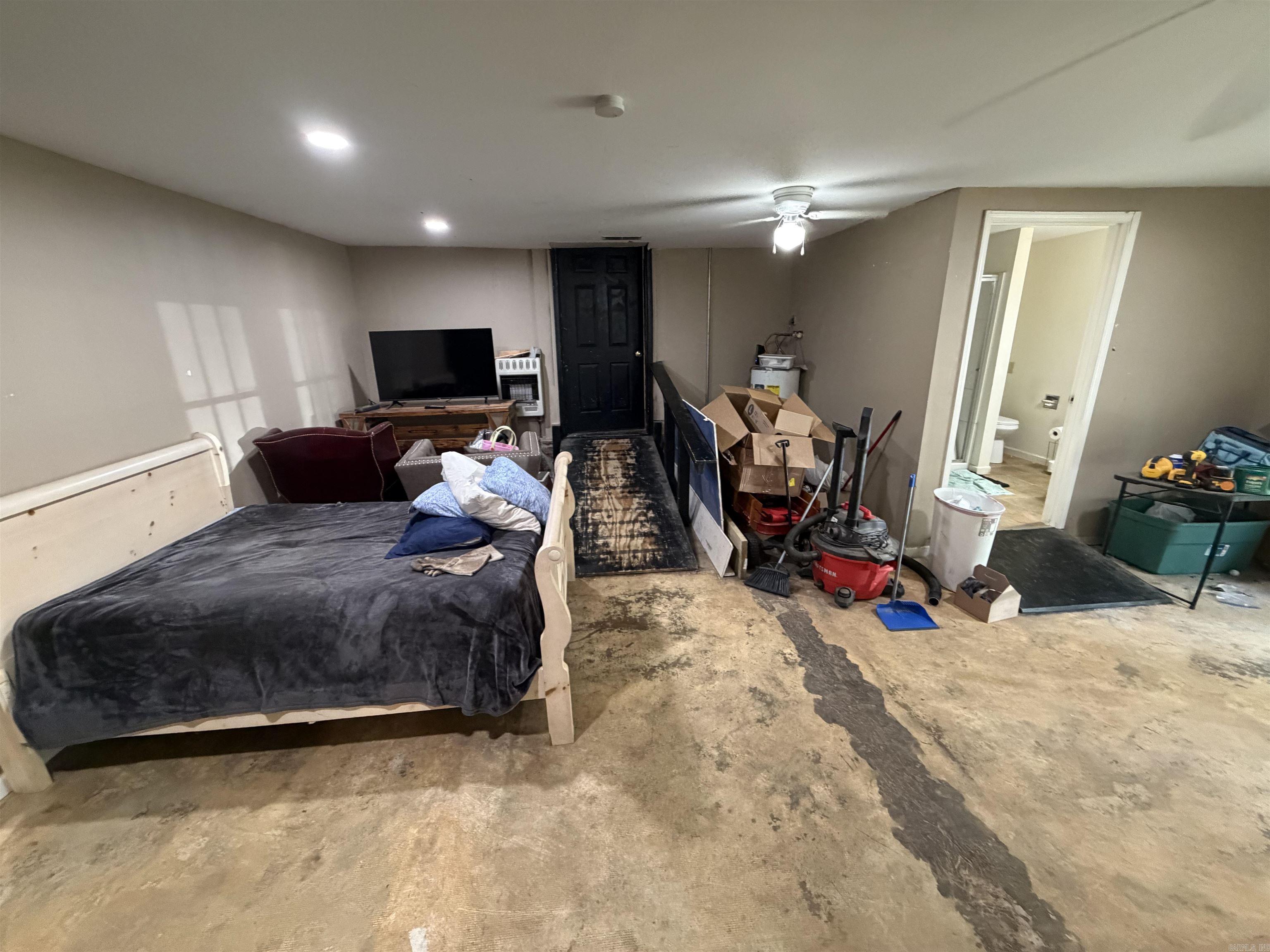 870 Budd Creek Road Property Photo 5