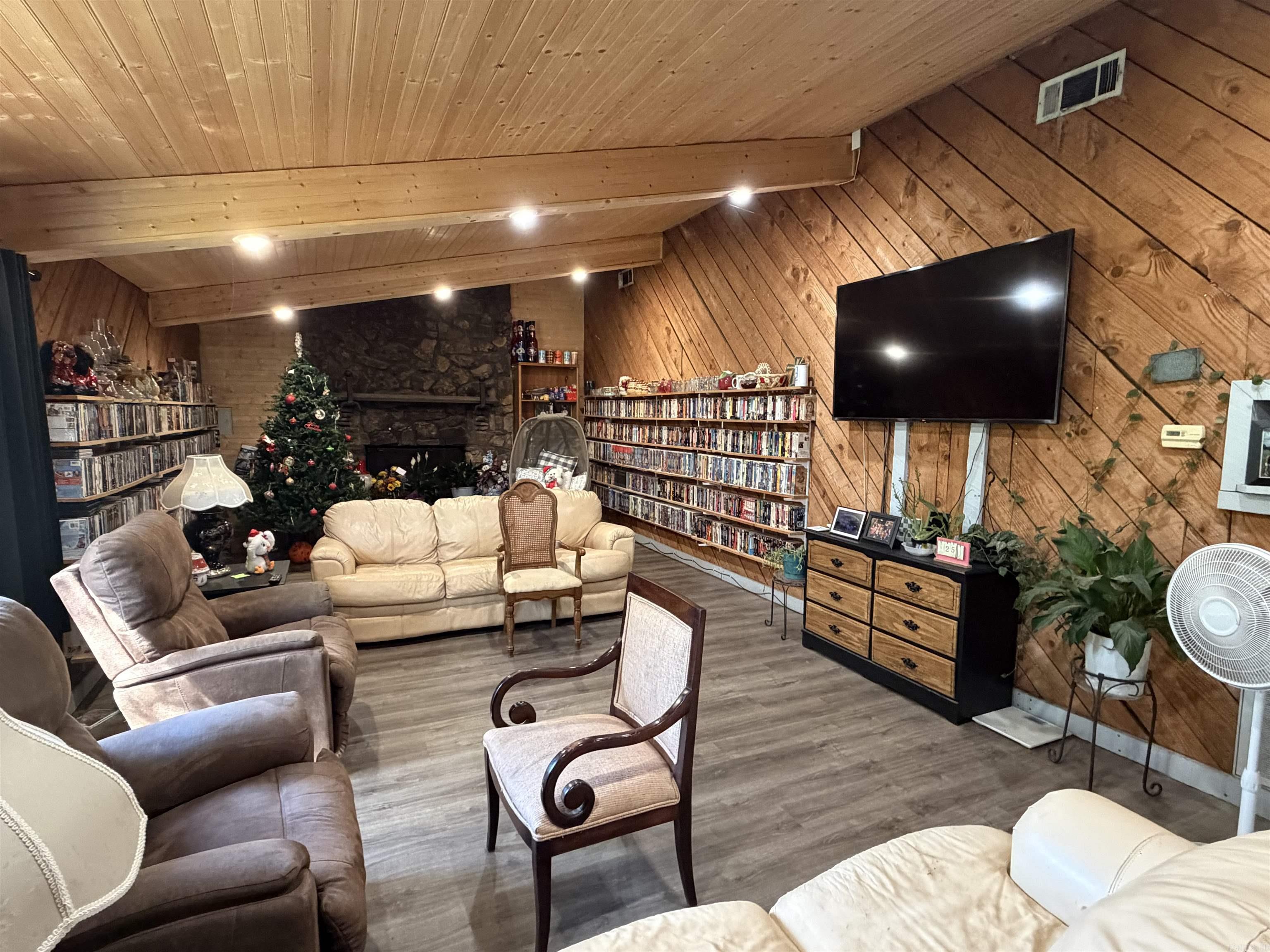 870 Budd Creek Road Property Photo 14