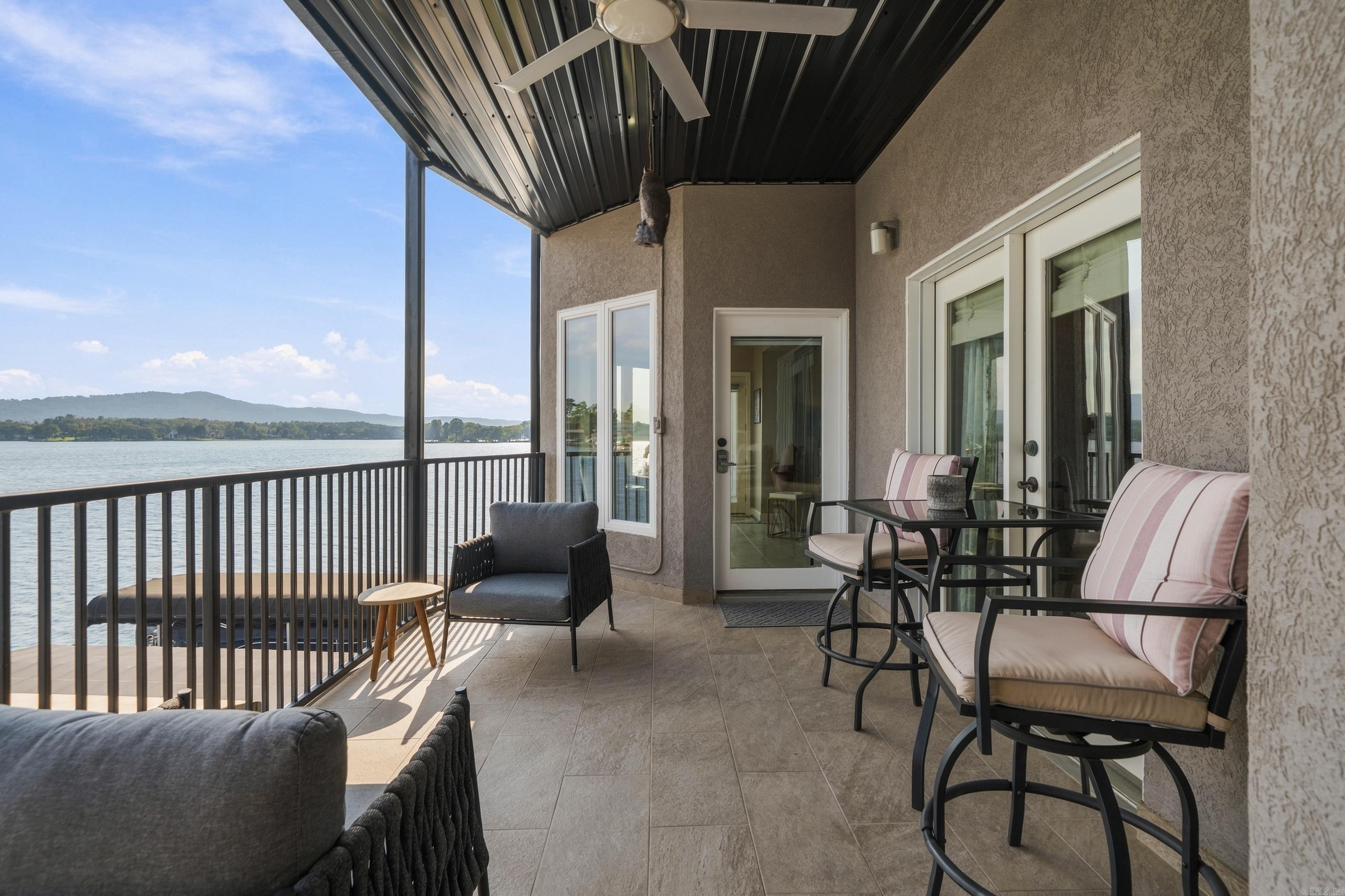 161 (unit A1) Villa Pointe Boulevard A1 Property Photo 5