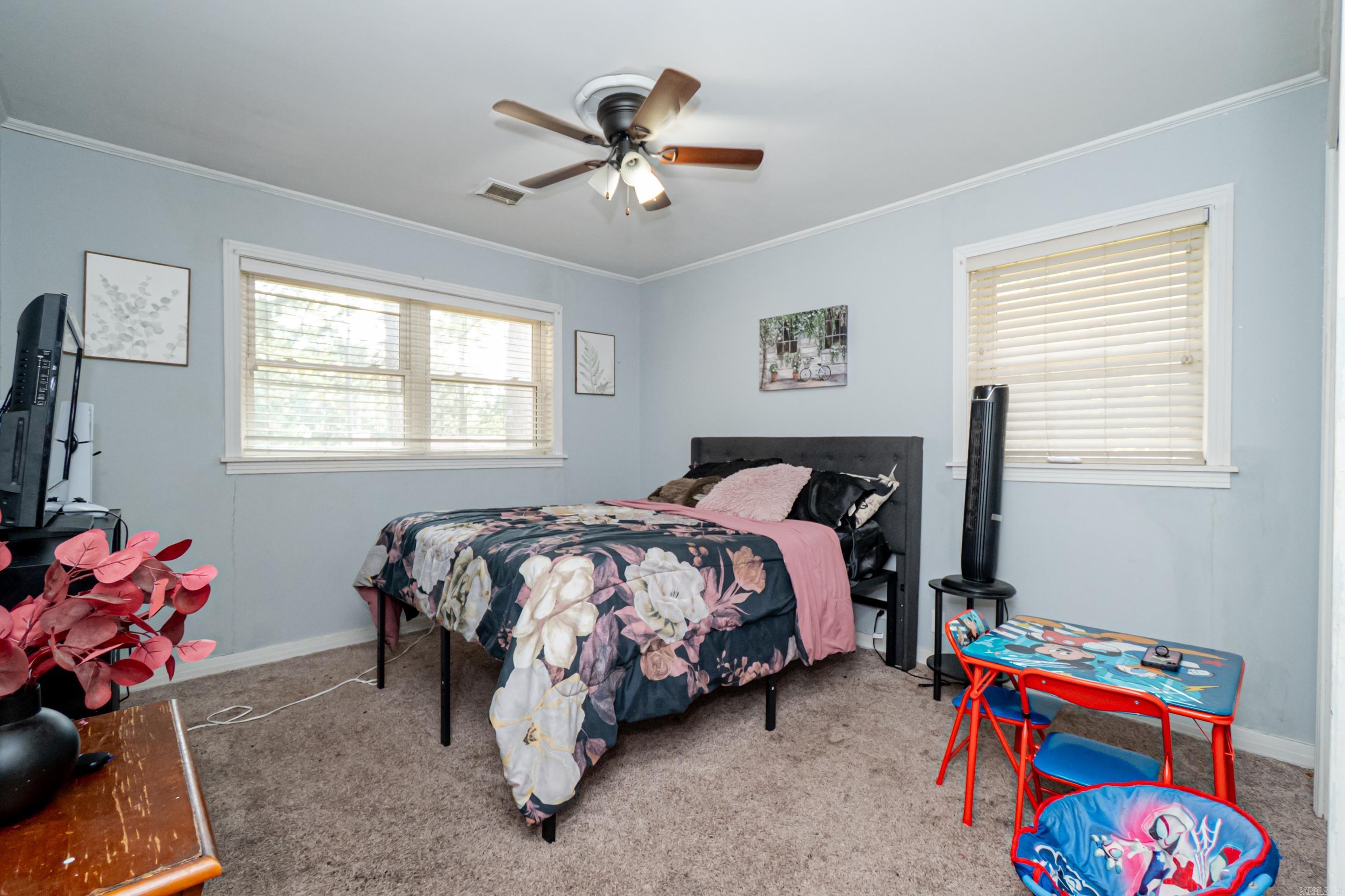 922 Hazelhurst Property Photo 11