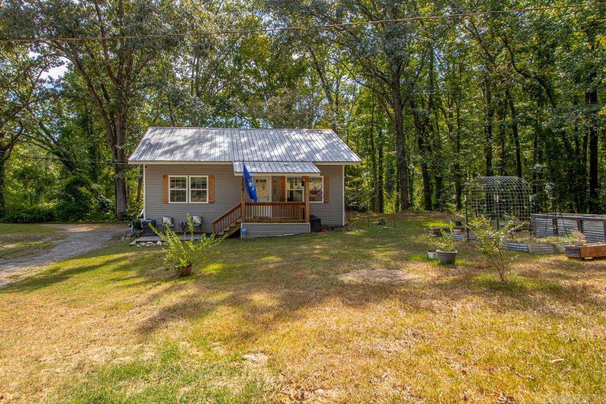 6313 Beech St Property Photo 2