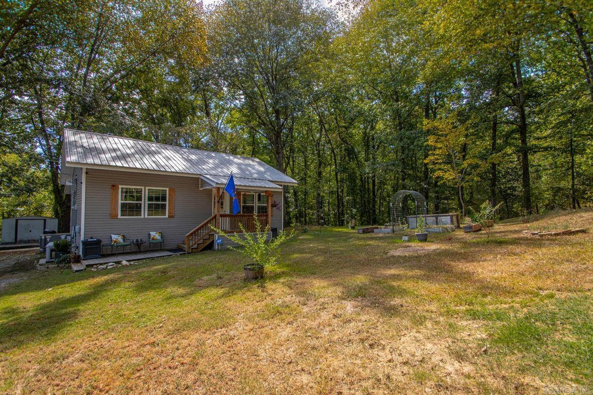 6313 Beech St Property Photo 3